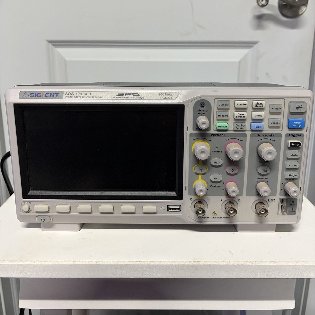 SIGLENT SDS1202X-E SPO 200MHz 2CH 1GSa/s 8-bit USB Digital Oscilloscope