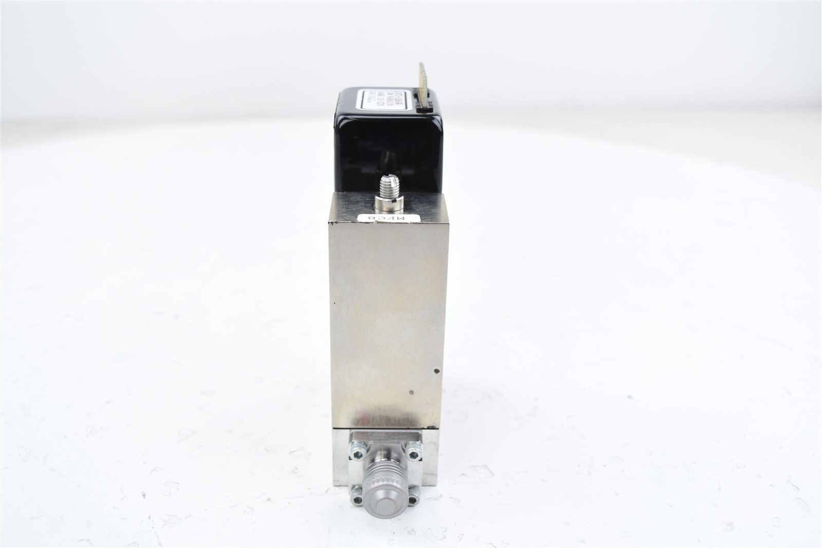 Unit Instruments UFC-1260A Mass Flow Controller Gas: SiH2Cl2