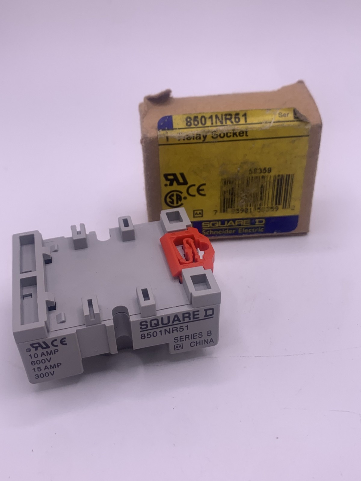 Square D 8501NR51 Relay Socket, 8 Pin Octal, 2 Pole, 10A, DINRail, NEW IN BOX