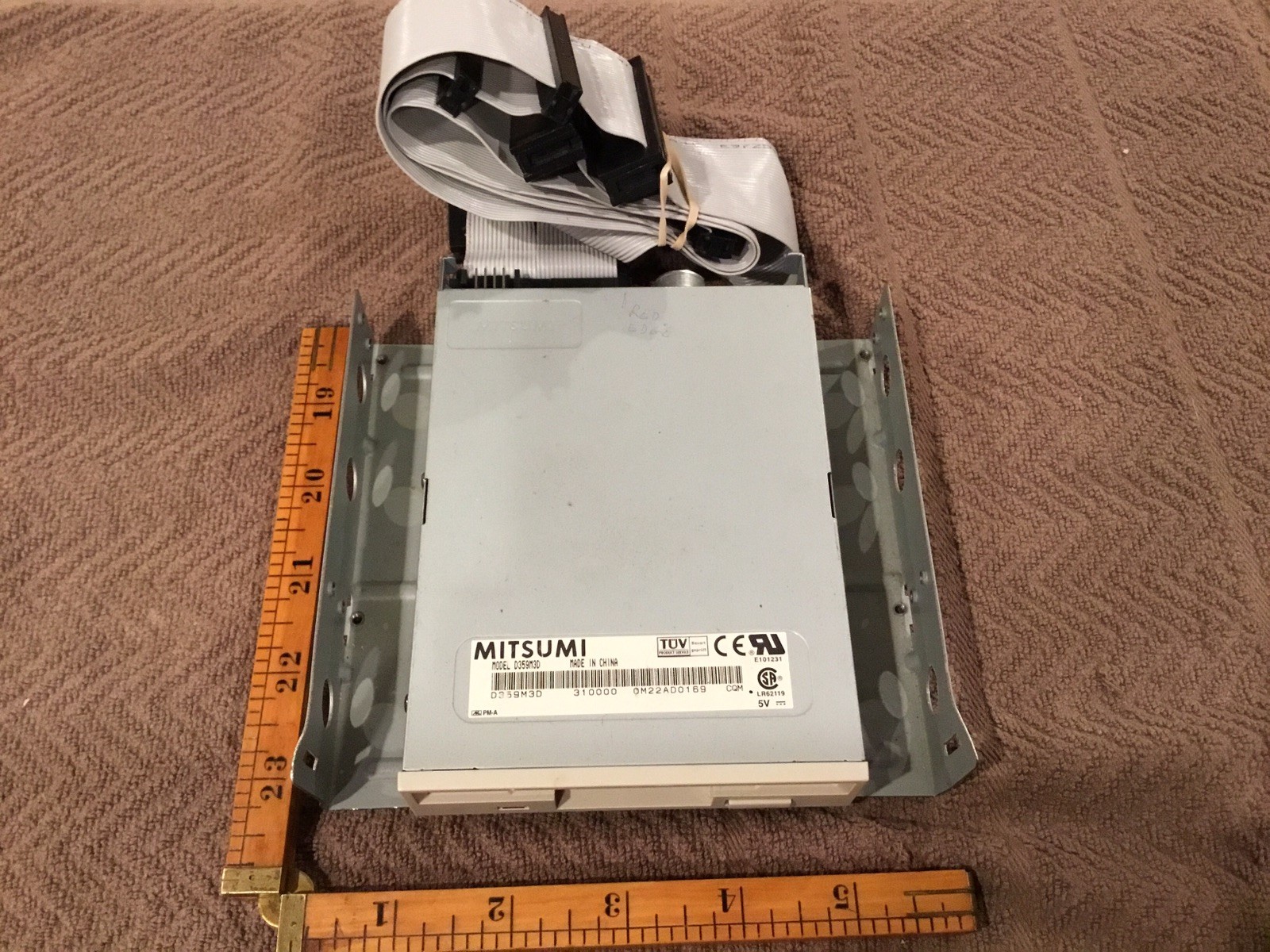 Mitsumi D359M3D 3.5" Internal Floppy Drive Beige W/ Bracket & Ribbon Cable