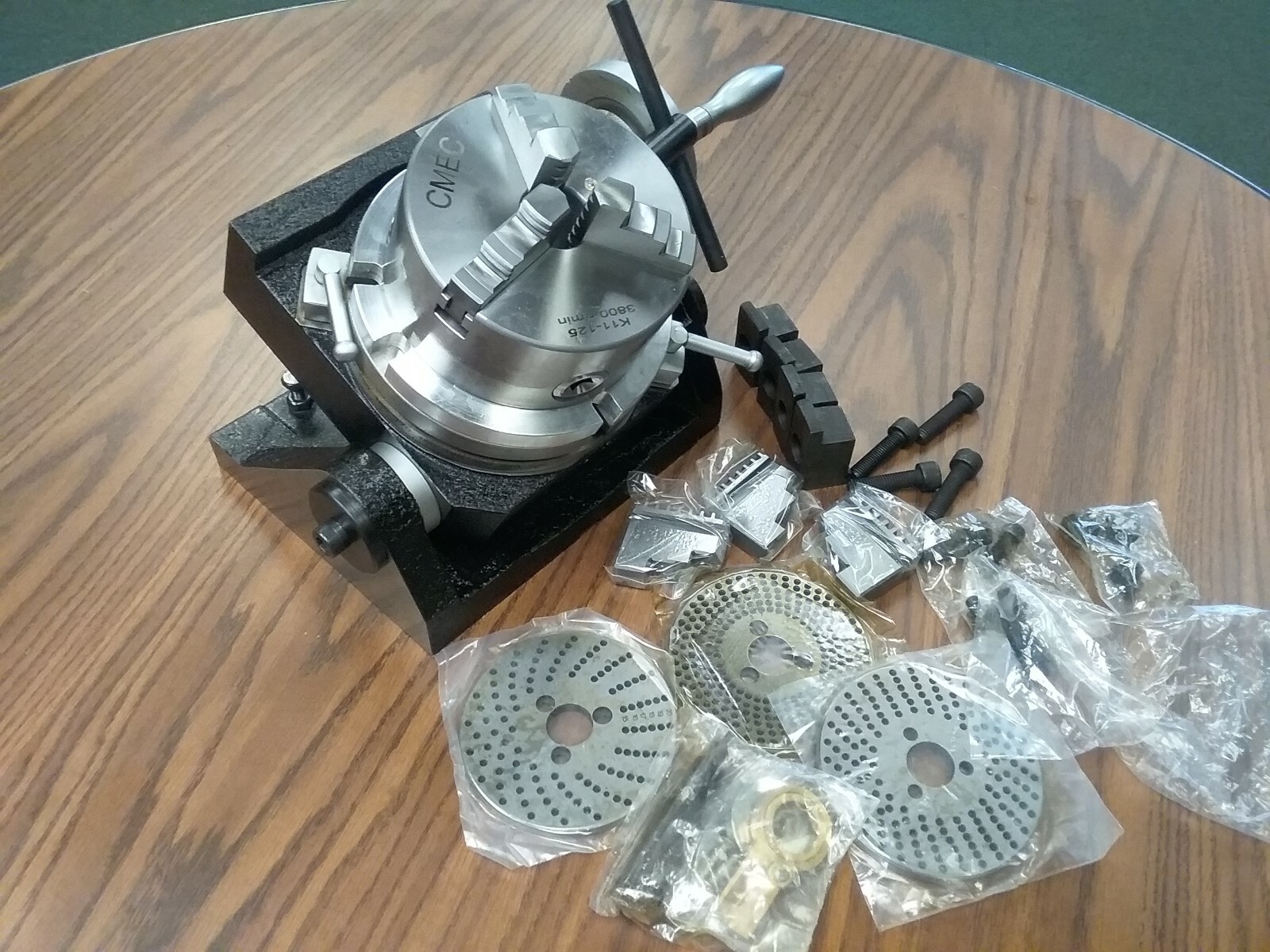 6" TILTING ROTARY TABLE, heavy duty, w. 5" chuck, dividing plates #TSK-150- NEW
