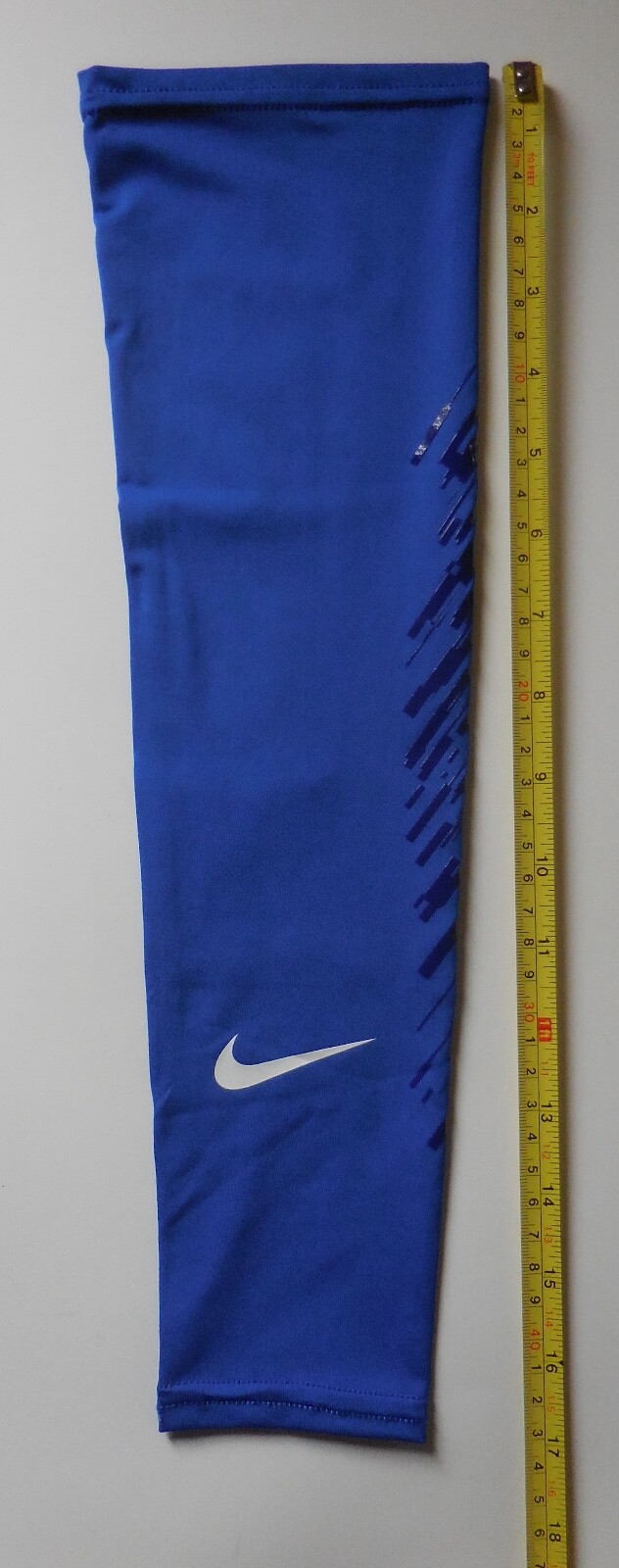 Nike Pro Combat Dri-Fit Arm Sleeves Adult Unisex Game Royal/White One Pair