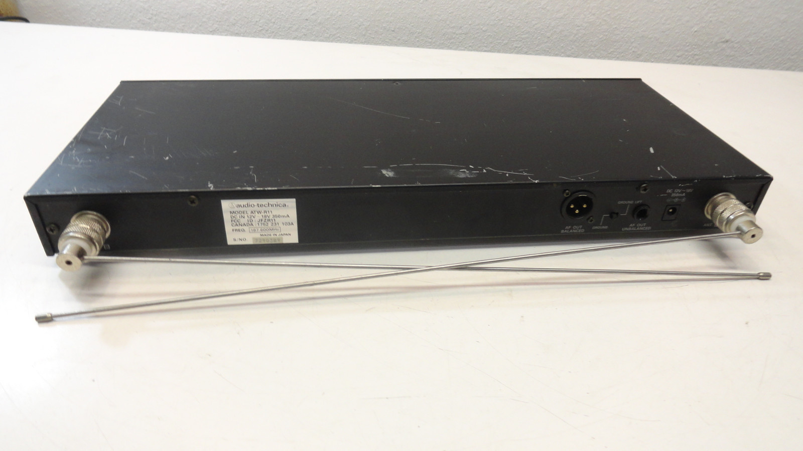 Audio-Technica ATW-R11 DR-R6 VHF Diversity Receiver