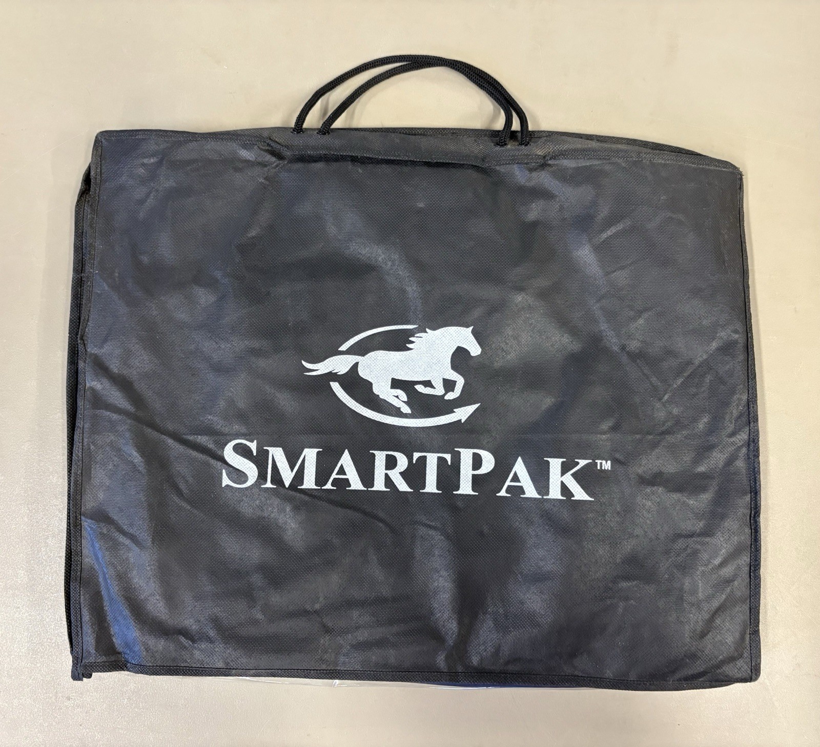 81” SmartPak Classic Turnout Sheet, Navy/Mint, NEW IN BAG