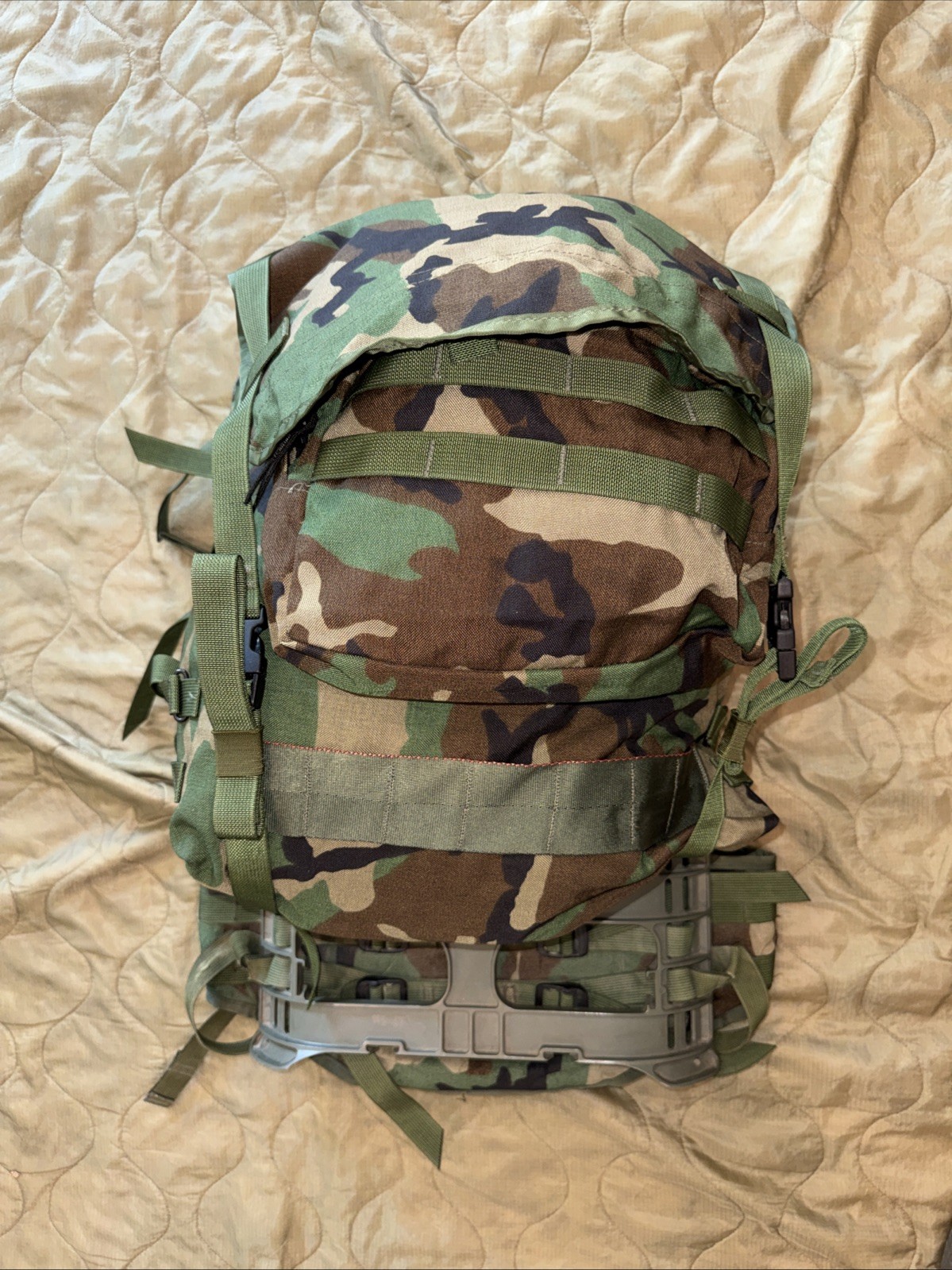 Molle II Woodland Camo Rucksack Complete with Frame & Straps