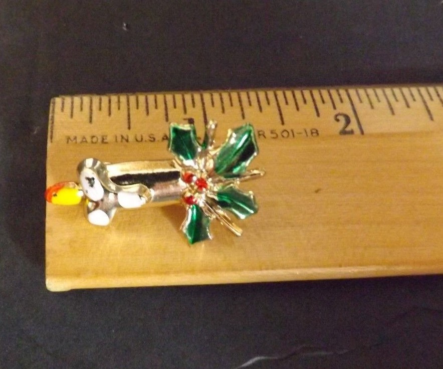 Christmas Candle Pin