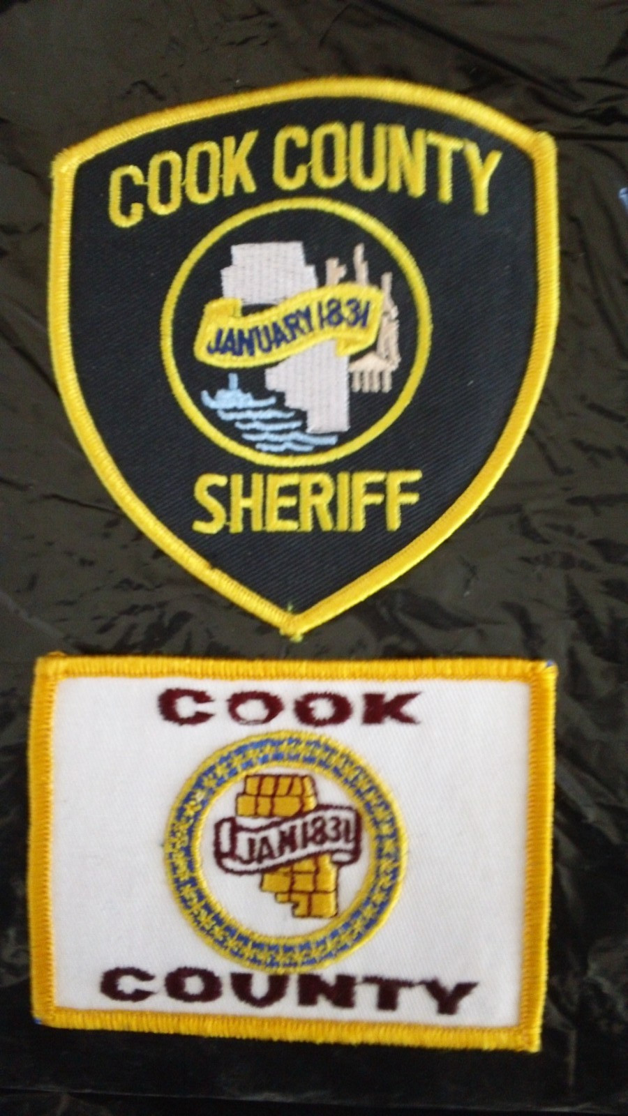 COOK COUNTY SHERIFFS OFFICE VINTAGE SHOULDER and FLAG PATCHES, Off of my Uniform