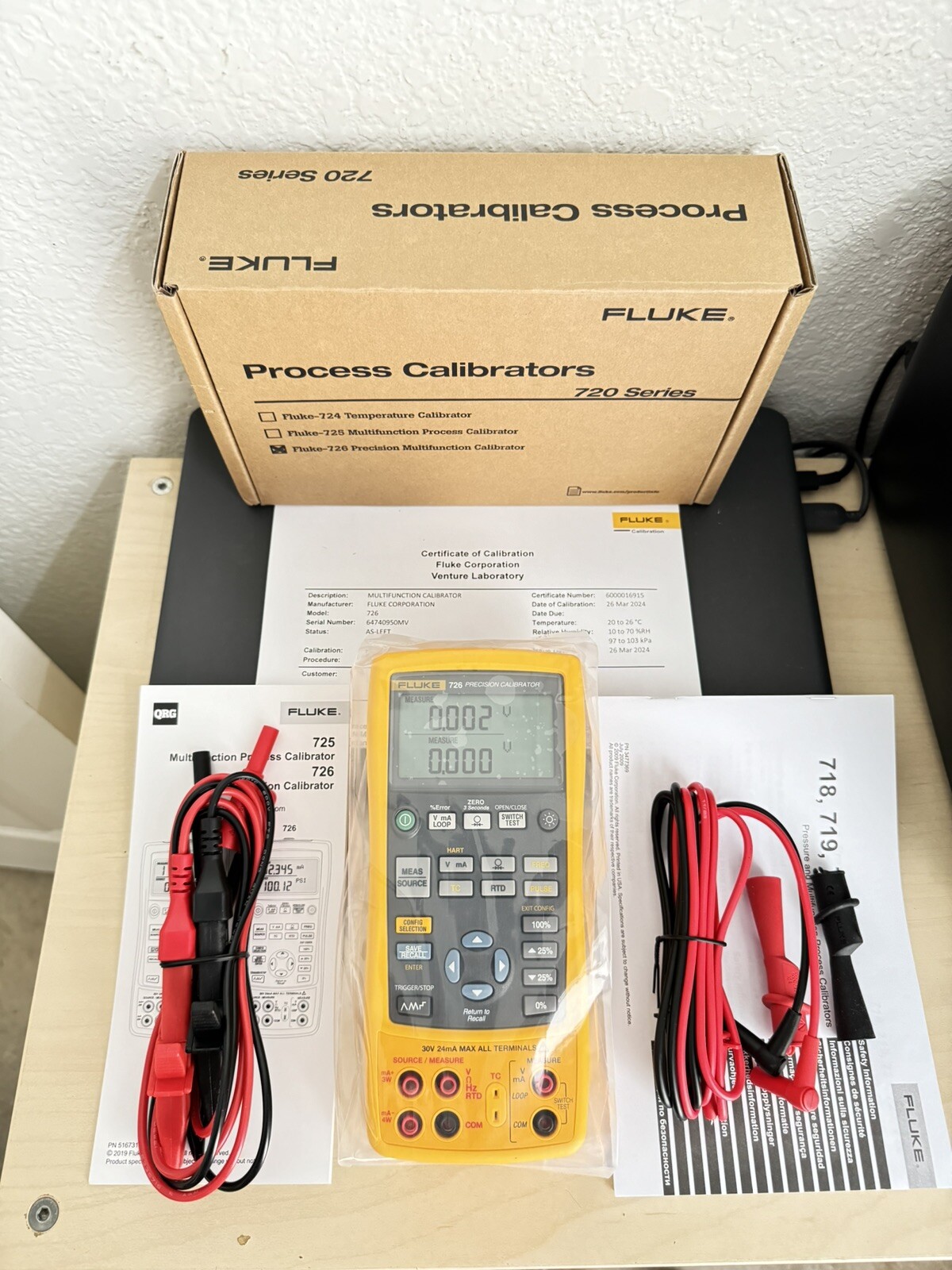 FLUKE 726 PRECISION MULTIFUNCTION CALIBRATOR fast ship via FedEx/DHL/UPS