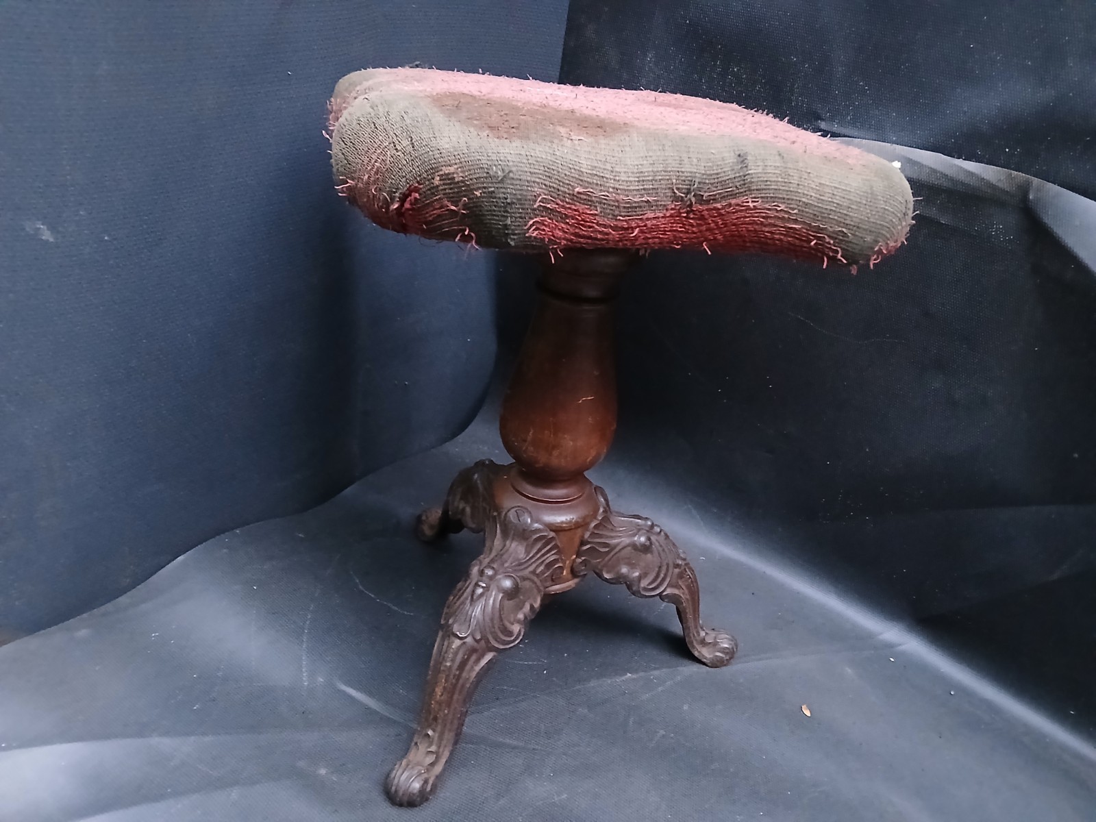 Victorian Era Antique Swivel Piano Stool Ornate Cast Iron Legs Wood Seat AS IS