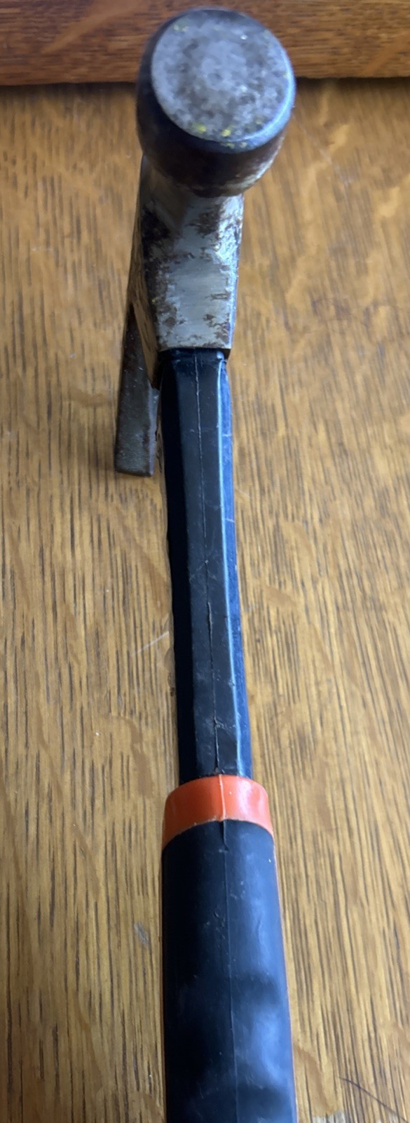 Black and Decker Claw Hammer with Fiberglass Handle