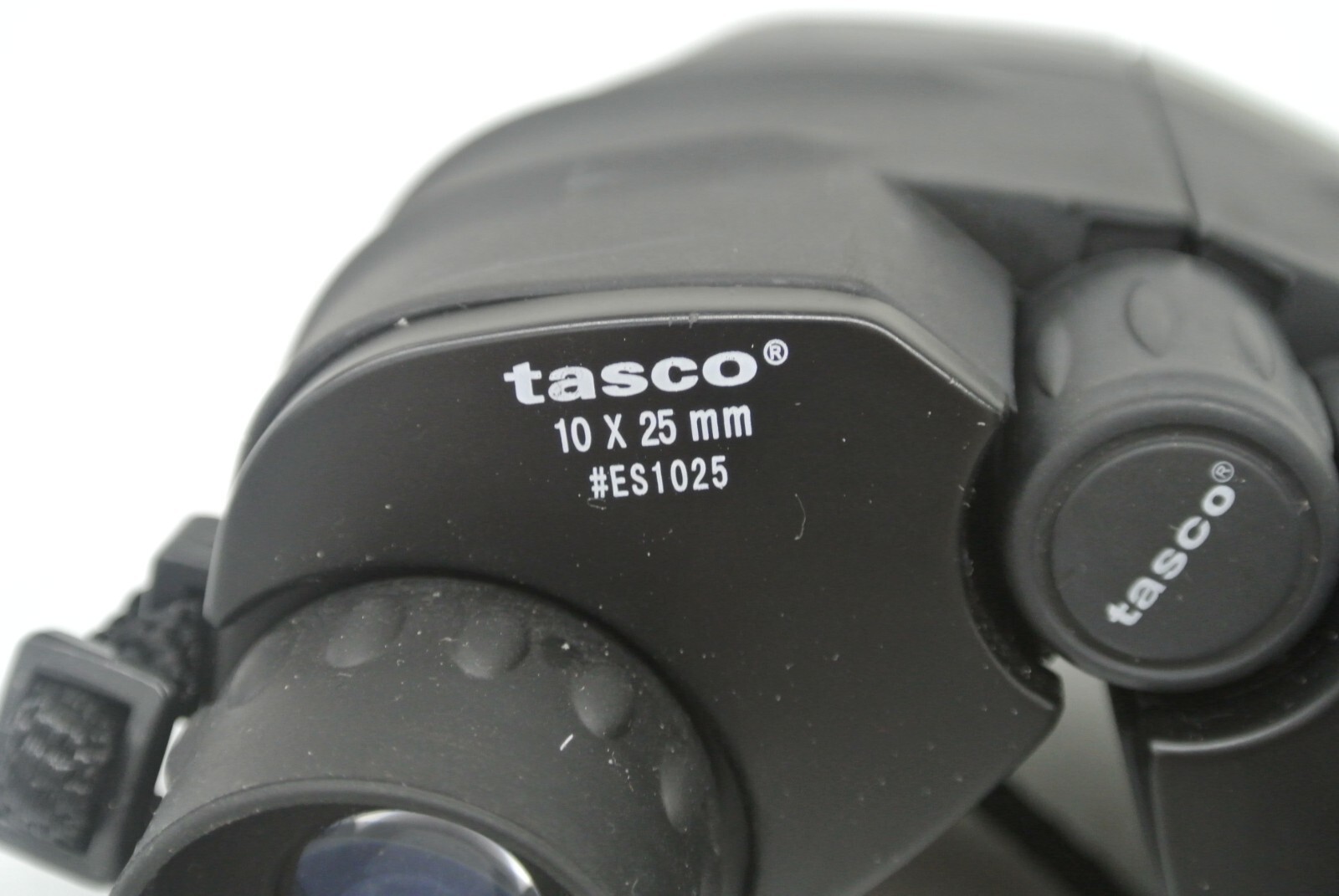 TASCO BINOCULARS 10X25 MM #ES1025 (DNT1212B BY18P)