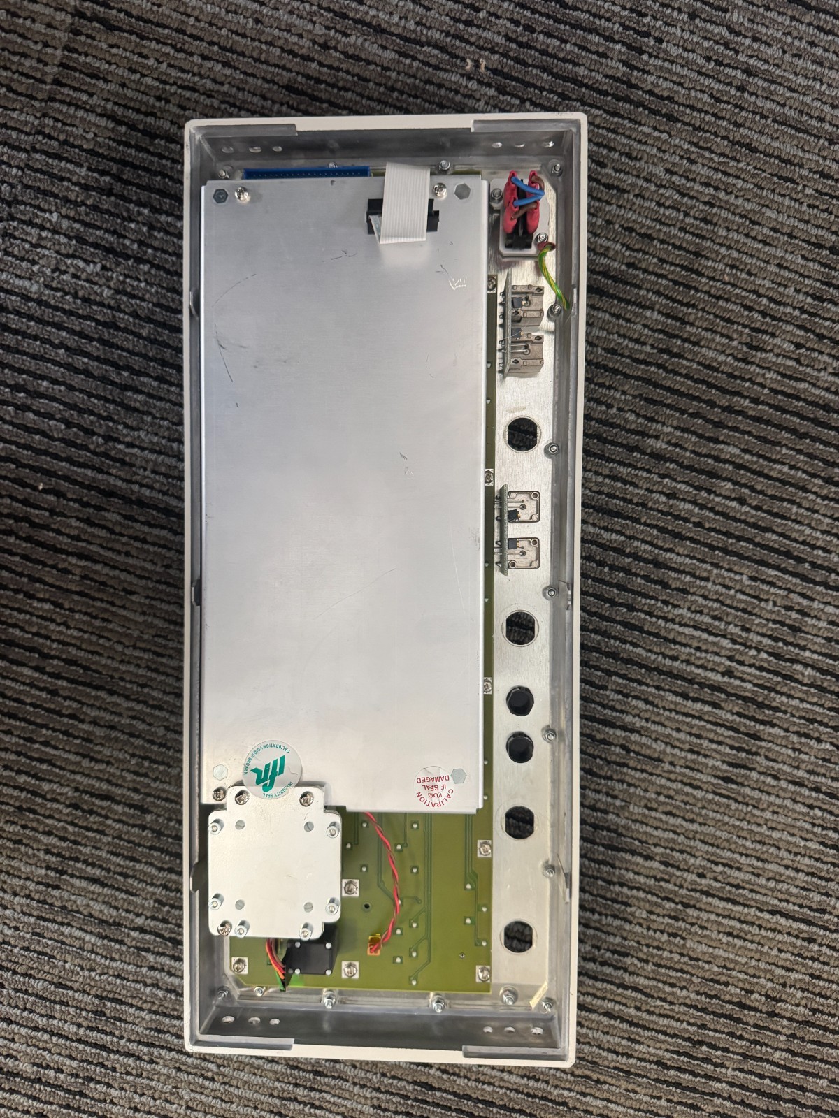 IFR / Marconi 2026 Q Multisource source generator