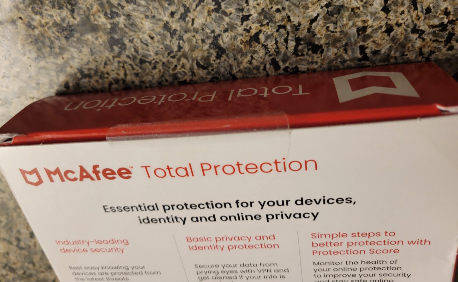 McAfee Total Protection for 5 Users Windows/Mac/Android/iOS/ChromeOS Product Key