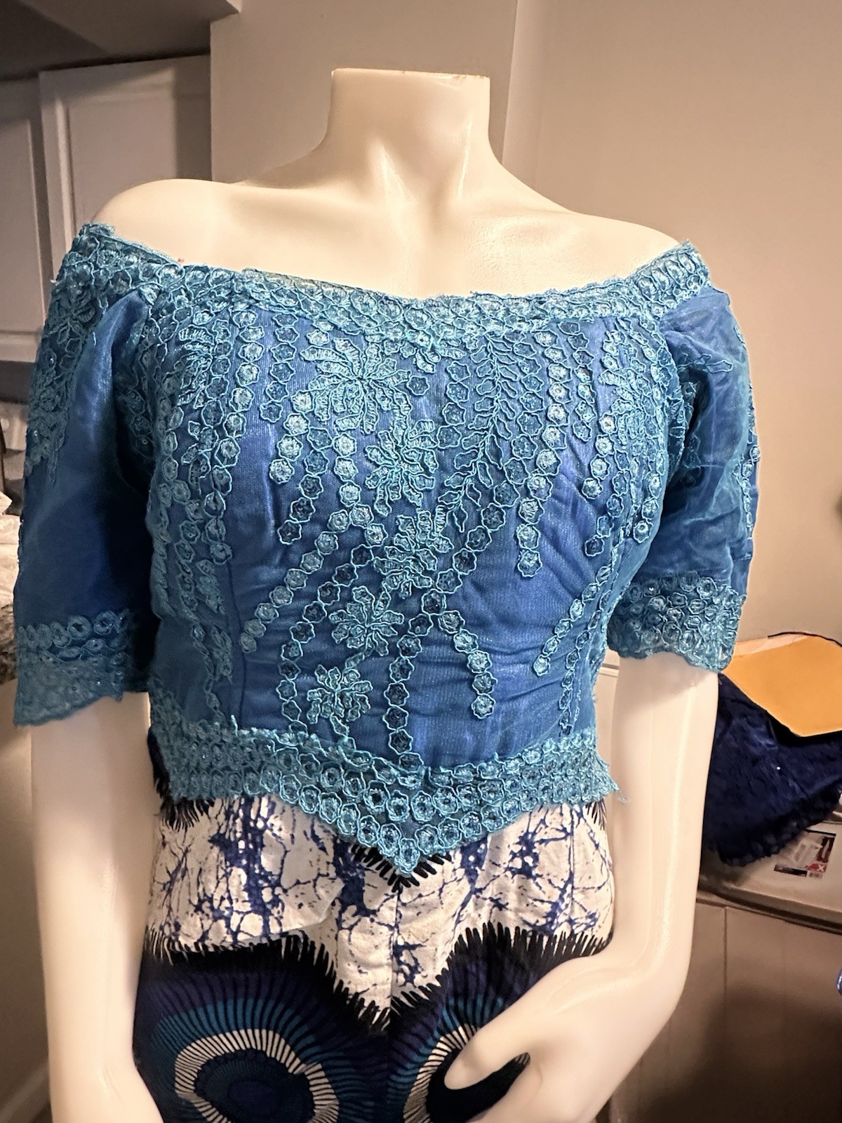 African Traditional Women's Clothing Blue Lace Top Printed Skirt