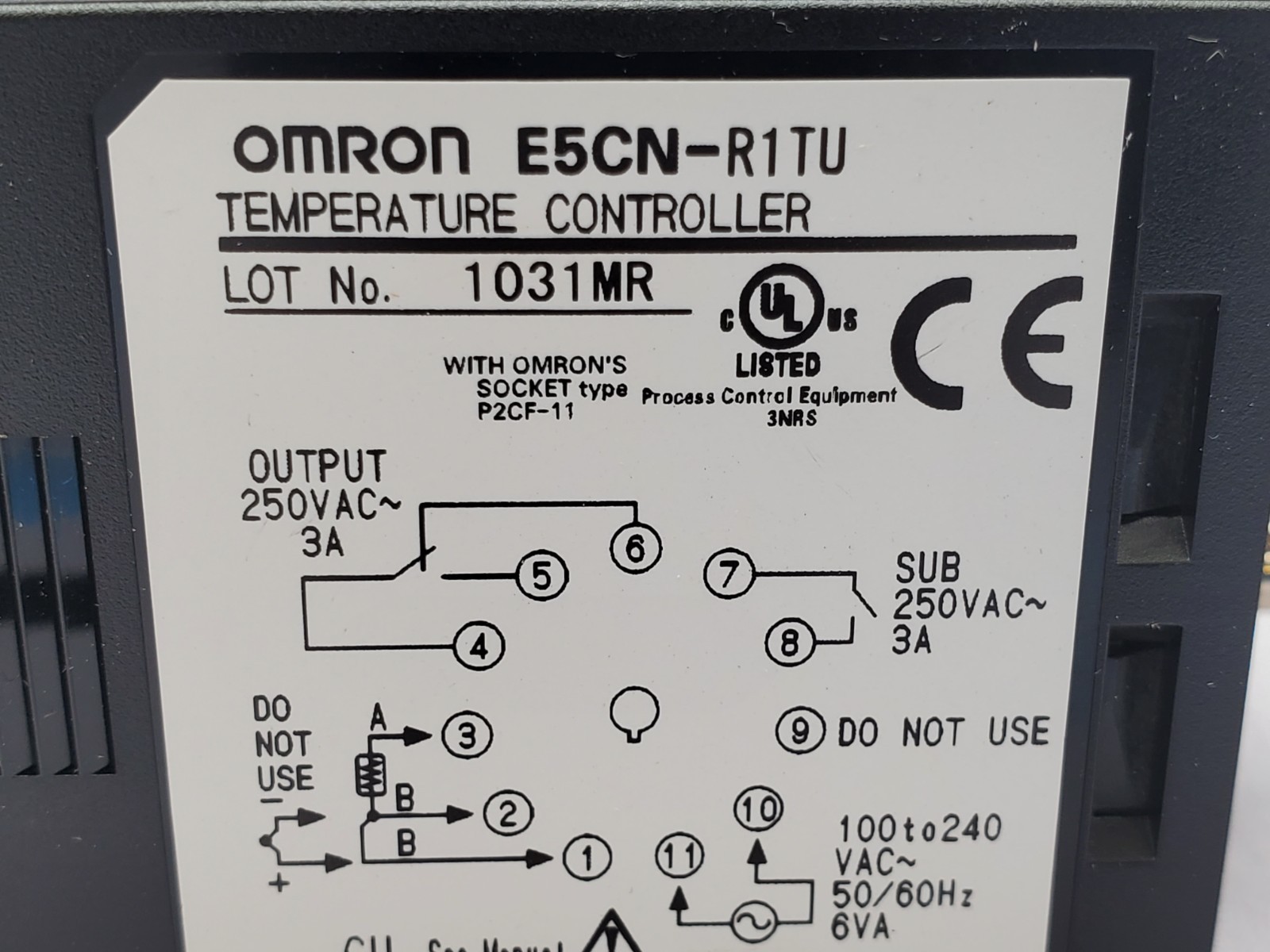 Omron E5CN-R1TU Temperature Controller