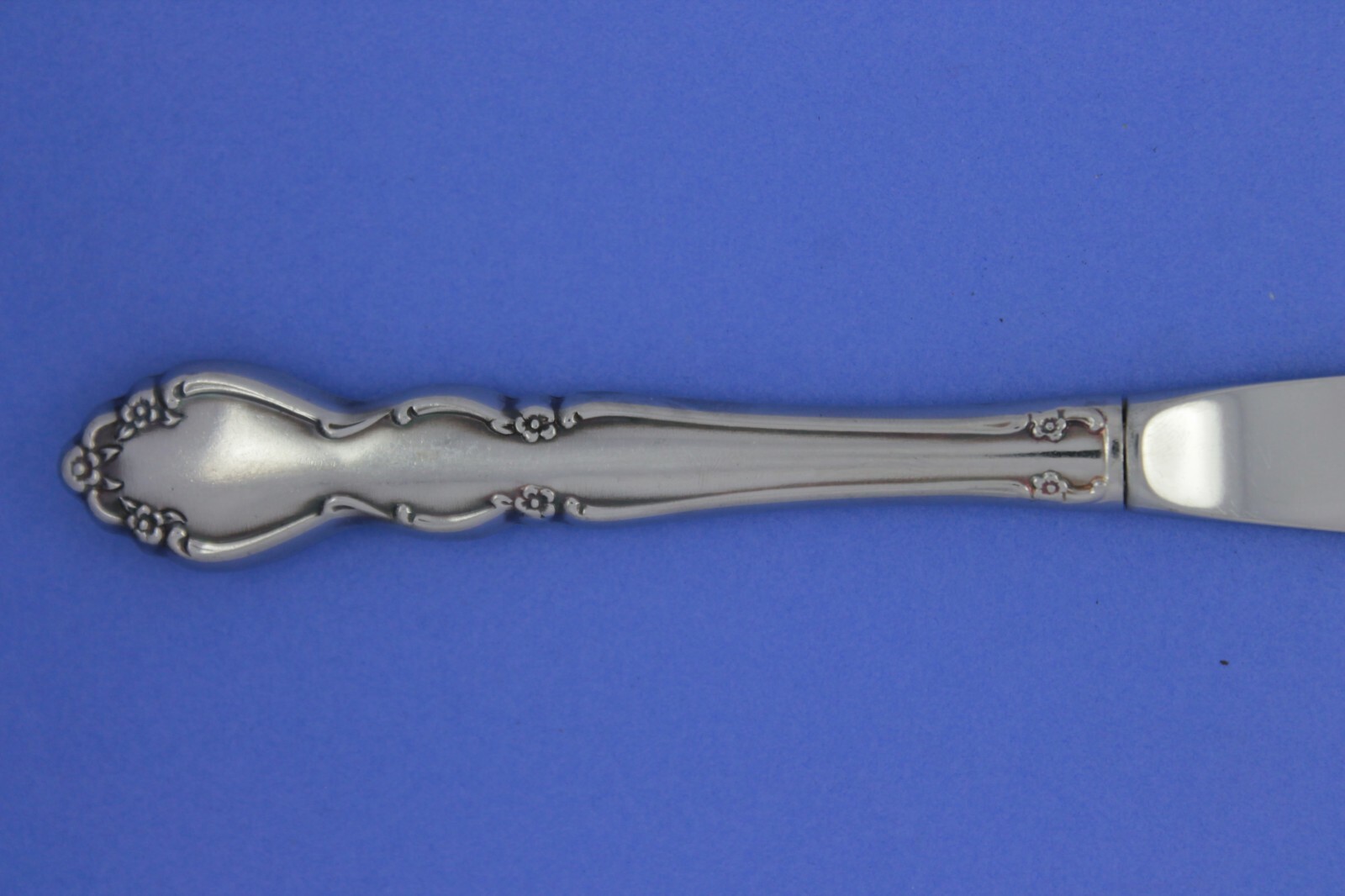 Oneida Stainless Flatware Dover Pattern Modern Hollow Dinner Knife 9"