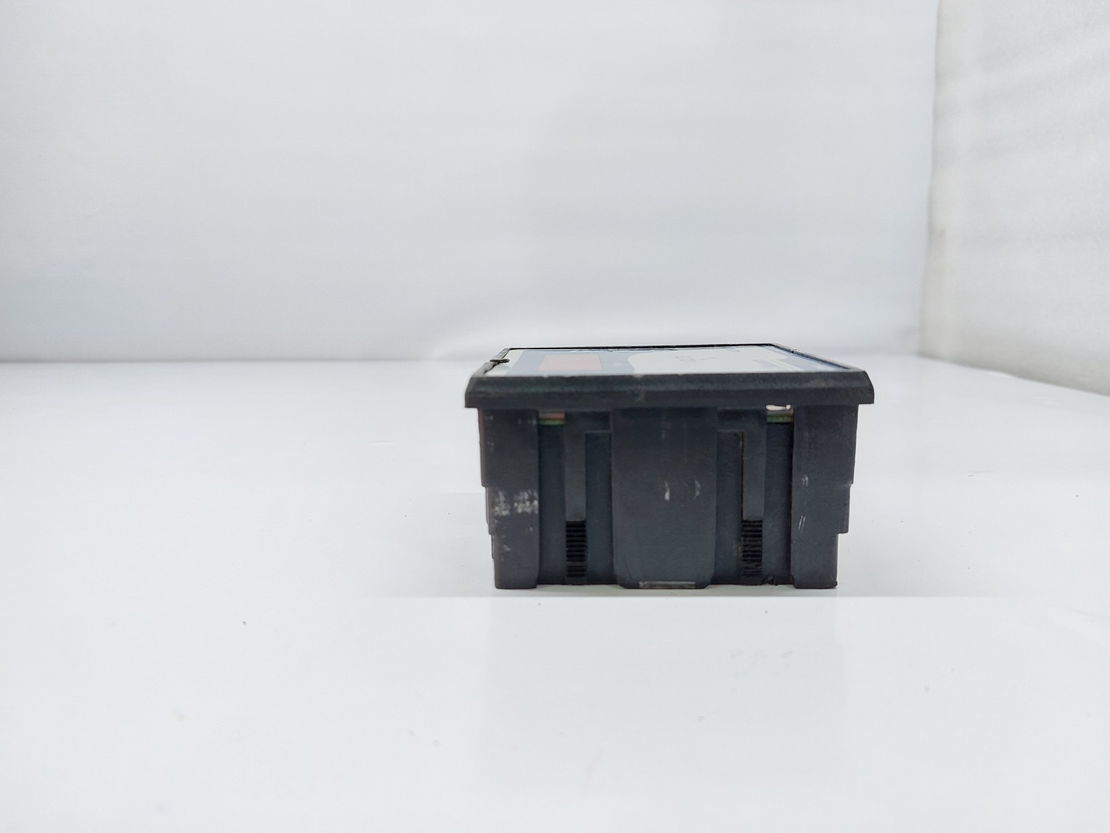 Elmeasure Alpha V Volt Meter