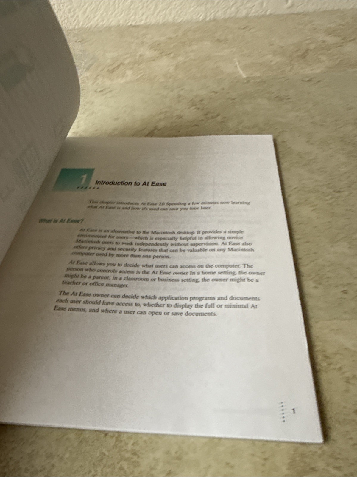 Apple At Ease 2.0 Owner's Guide, 1994, Macintosh