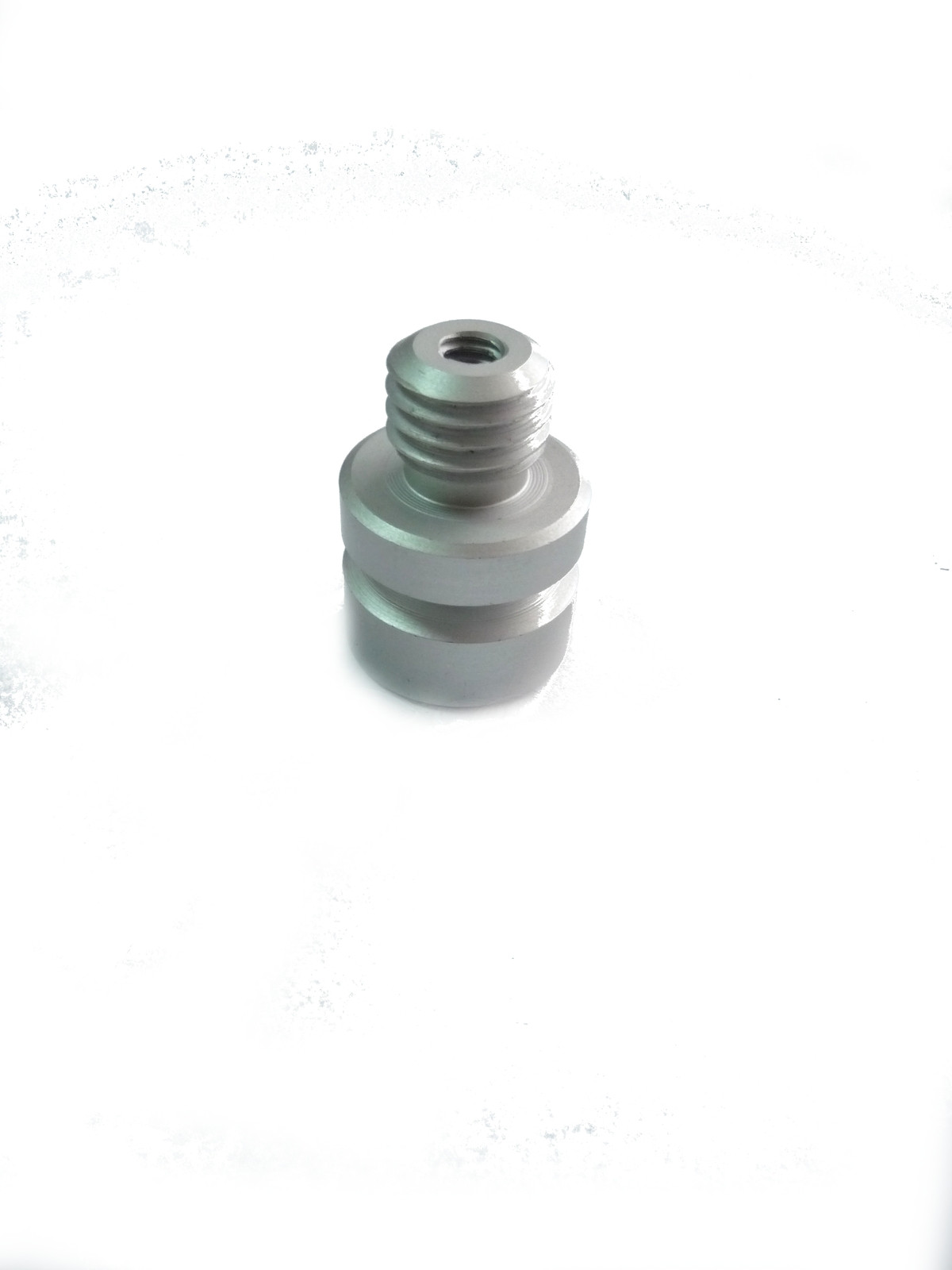 Adapter: 1/4" (female) > 1/4" / 5/8" - Topcon type, anodised aluminium