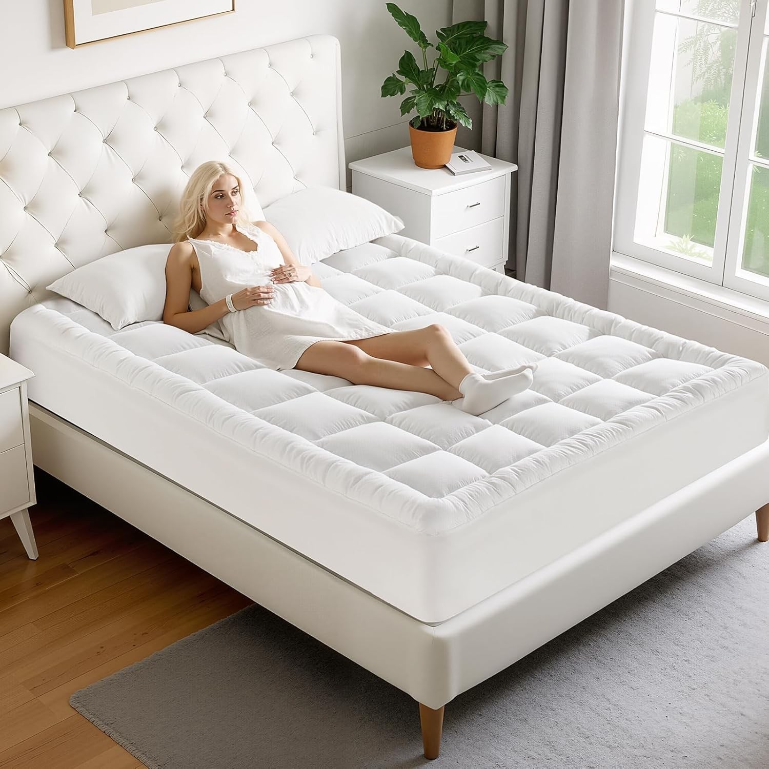 MATBEBY King Size Mattress Pad - Cooling Breathable King, White - Checkered