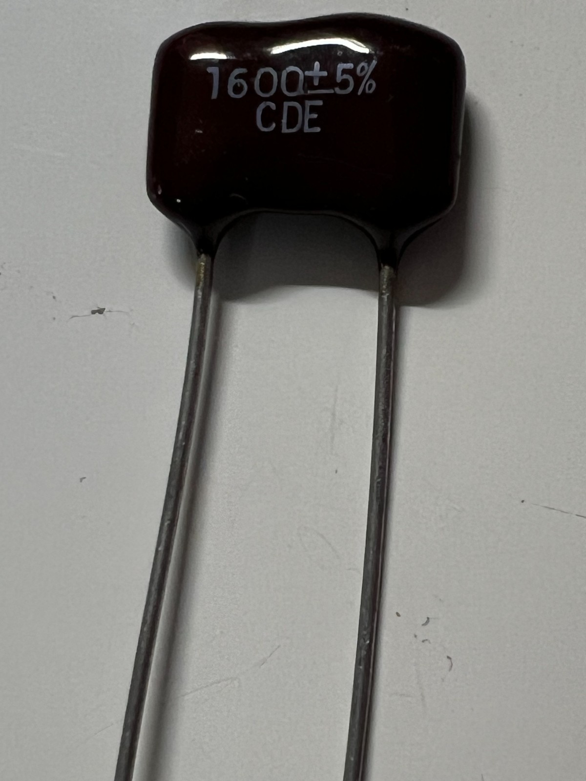 50pcs of CDE(Cornell Dubilier) 1600PF(1.6nF) 500V 5% Silvered Mica Capacitor.