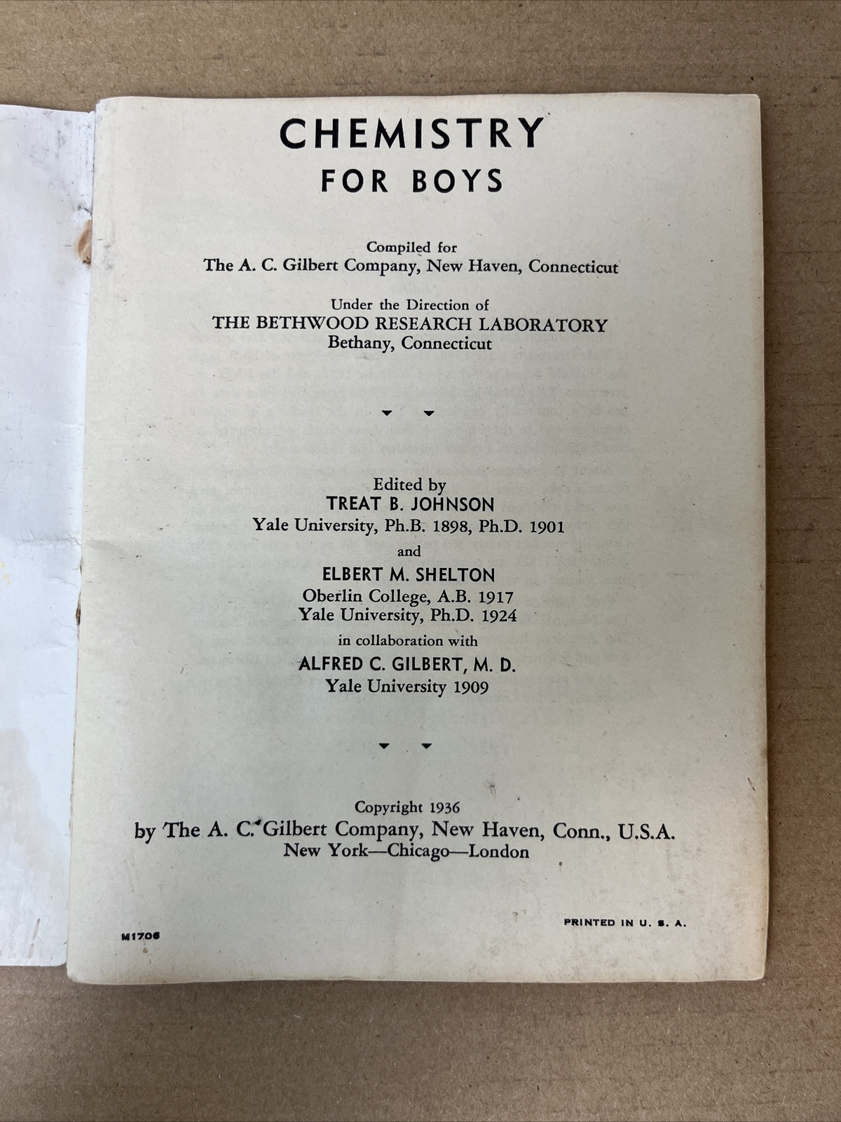 Lot 4 Gilbert Chemistry Books - OLD