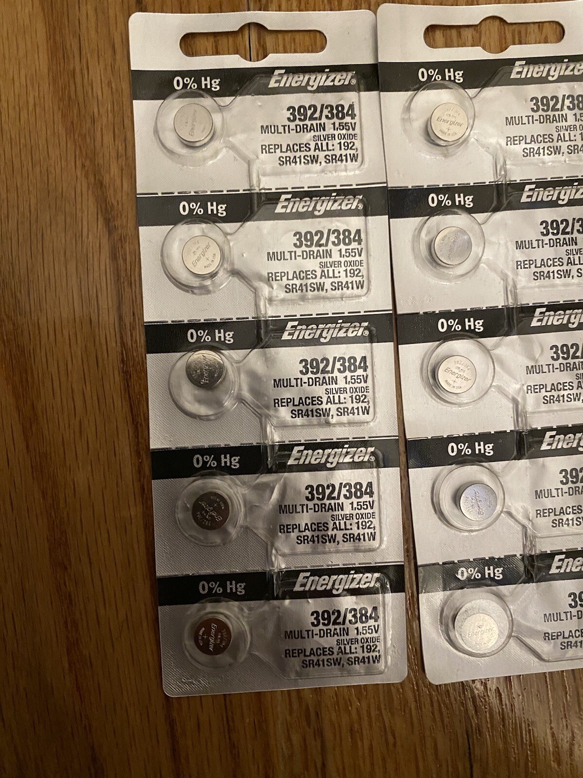 Supreme Accessories Collectables/Box Logo stickers and Batteries For Glowstick