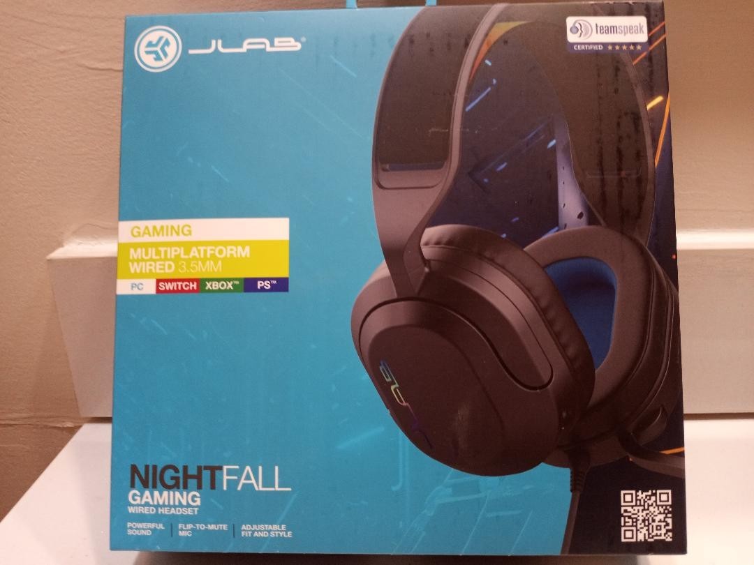 JLAB/Nightfall Wireless Gaming Headset/ Black Flip Mic USB Bluetooth-Bonus Buy!