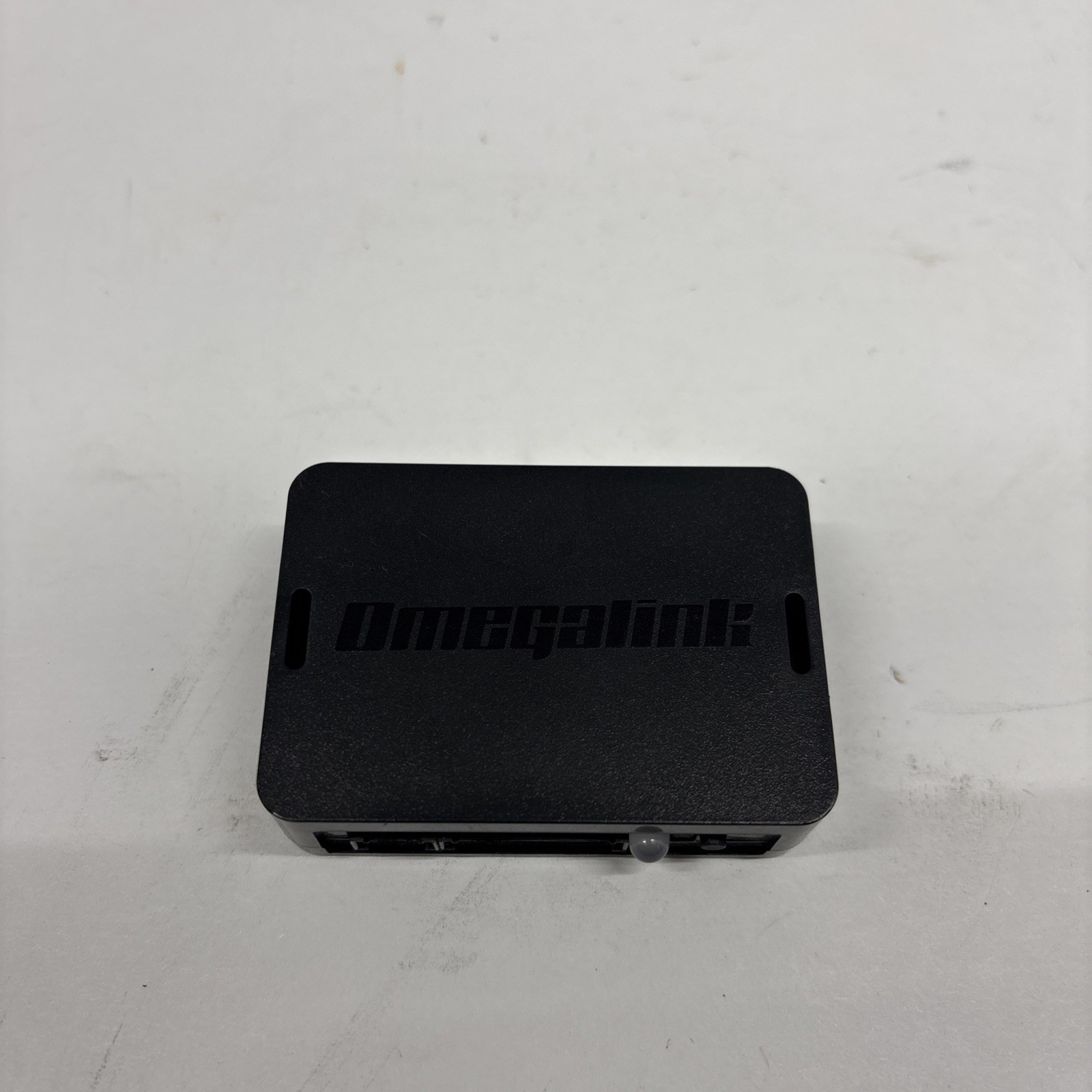 Omegalink OL-MDB-ALL Bypass Module Connects an aftermarket security/remote start