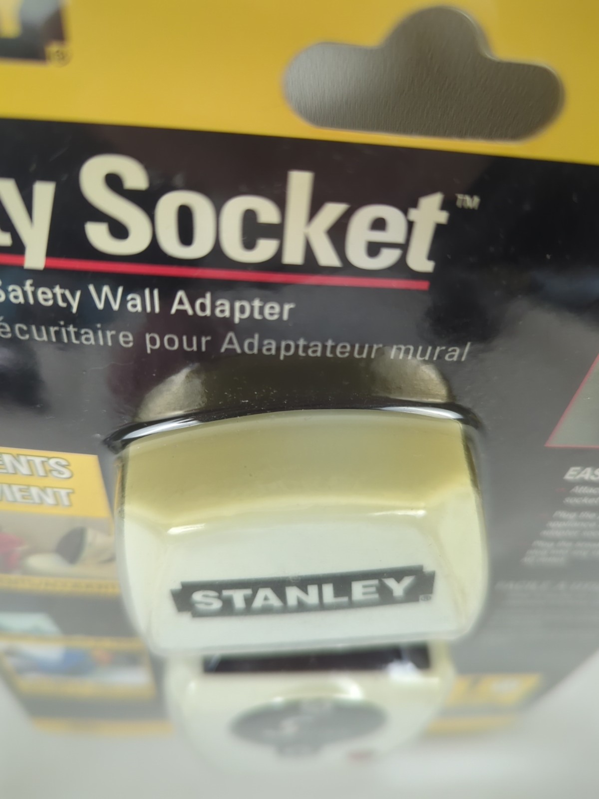 Stanley Security Safety Socket Break Away Safety Wall Adapter, New & Sealed