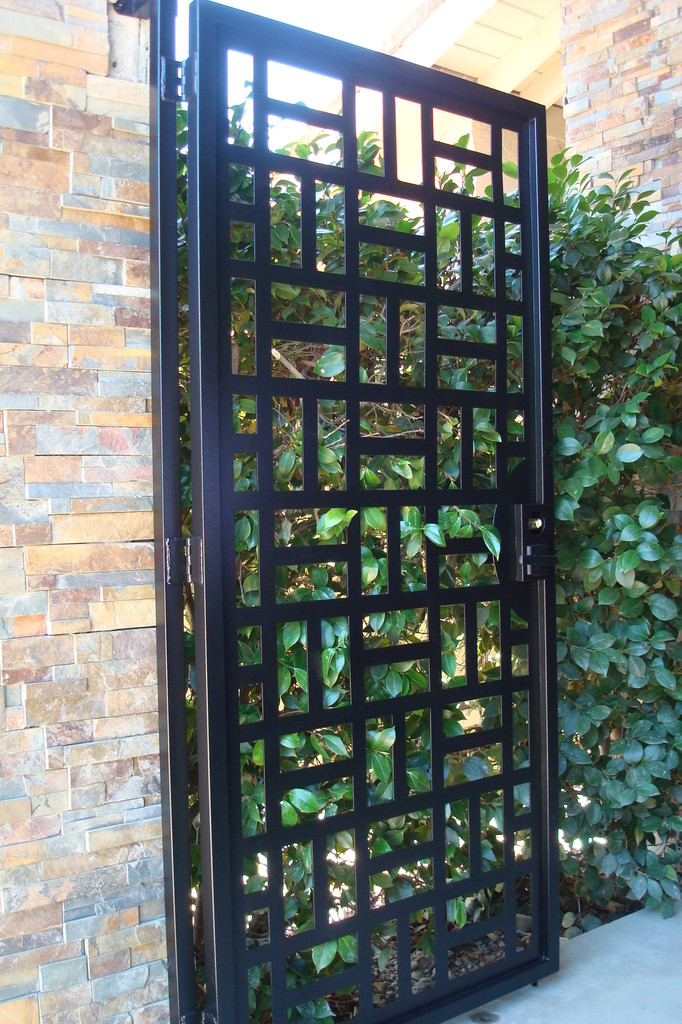 Contemporary modern metal gate, Modern Metal Gate, Custom size Art Pedestrian