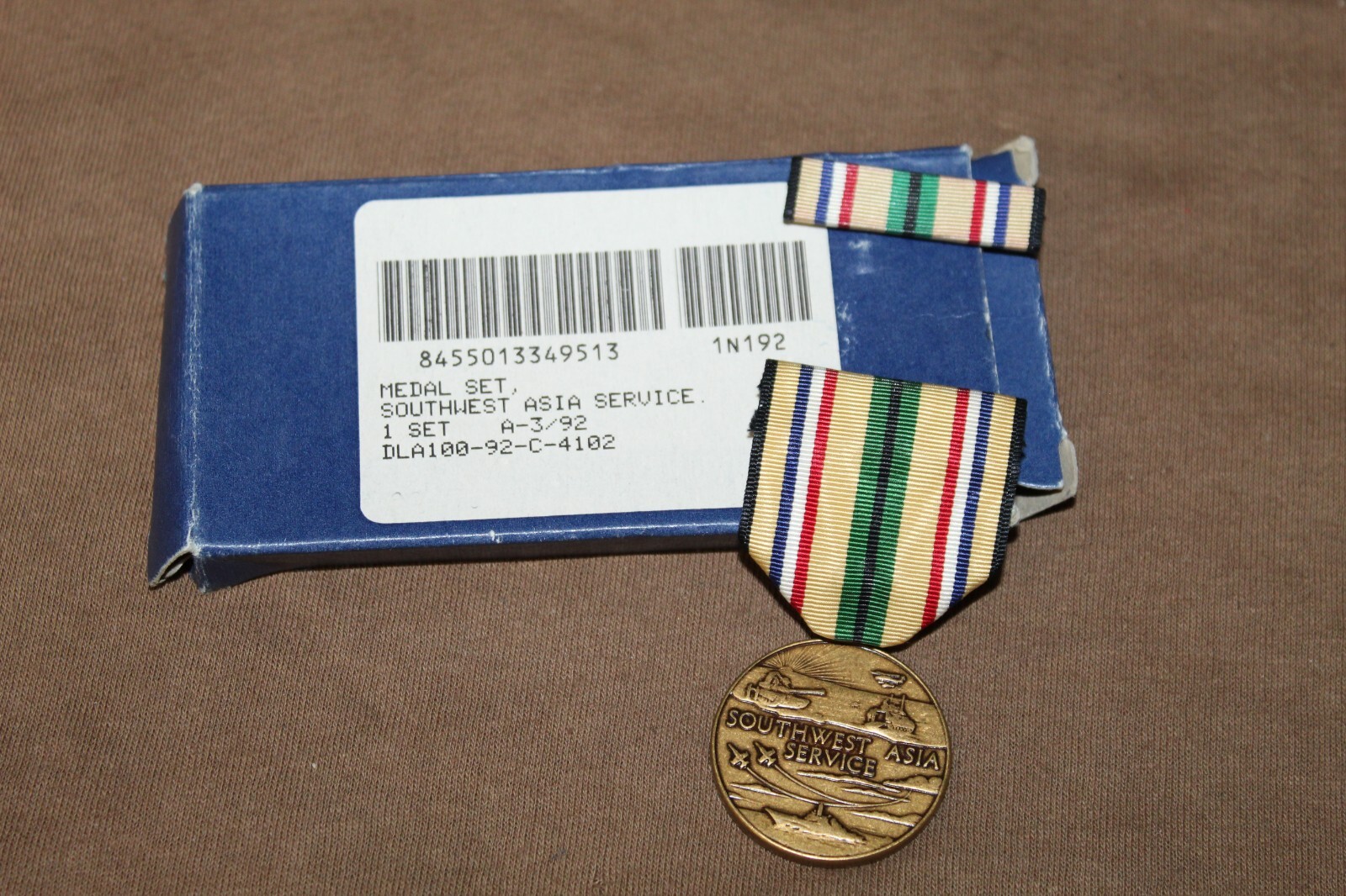 Original Gulf War U.S. Military Southwest Asia Service Medal in 1992 d. Box