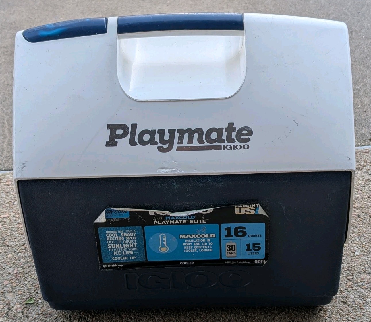 Igloo Playmate Elite 16Qt 15L 30 Can Swivel Lid Cooler Blue &White Stay Cool