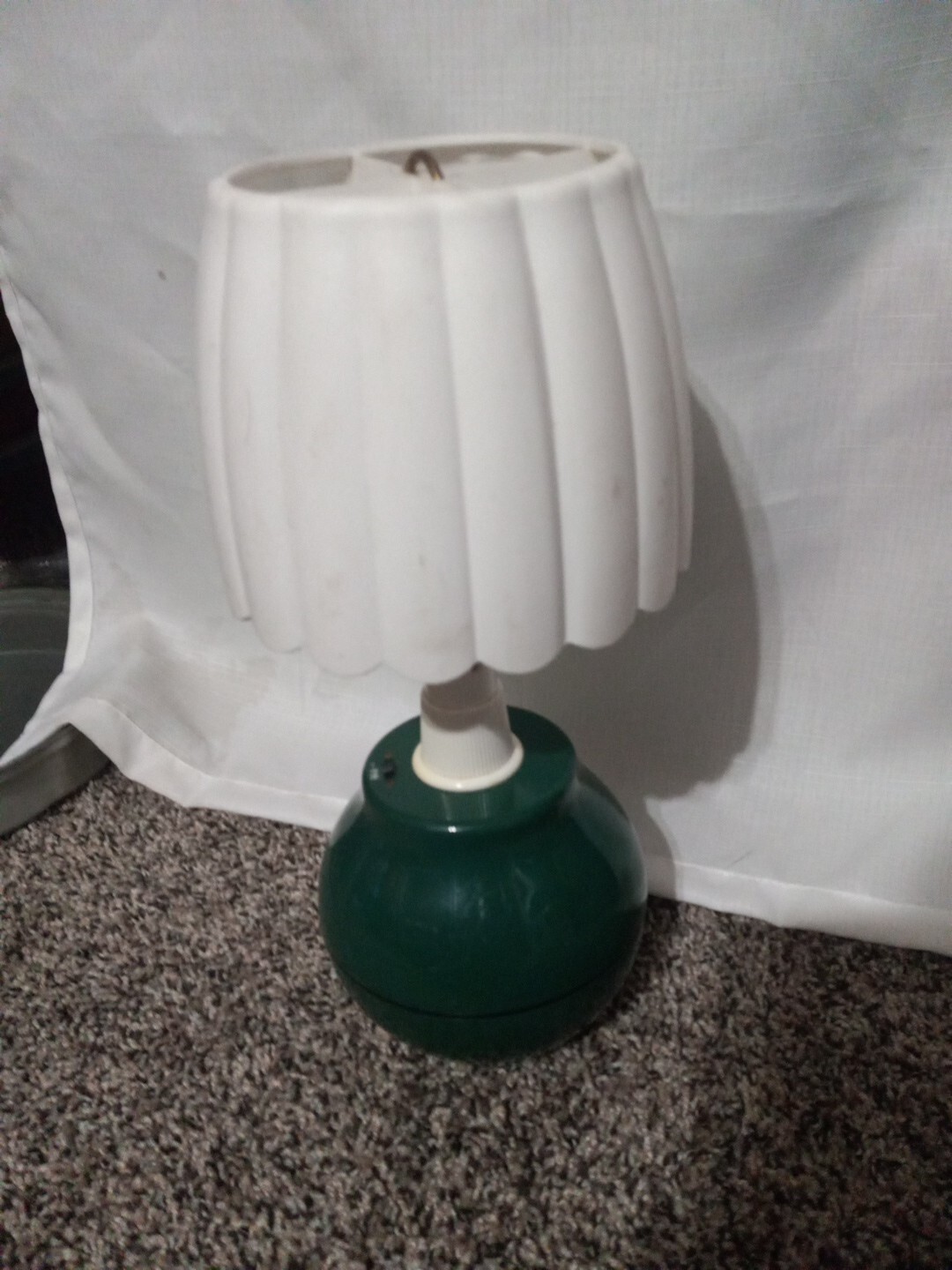 Vintage Camping Light Battery Powered Green White 2 Settings