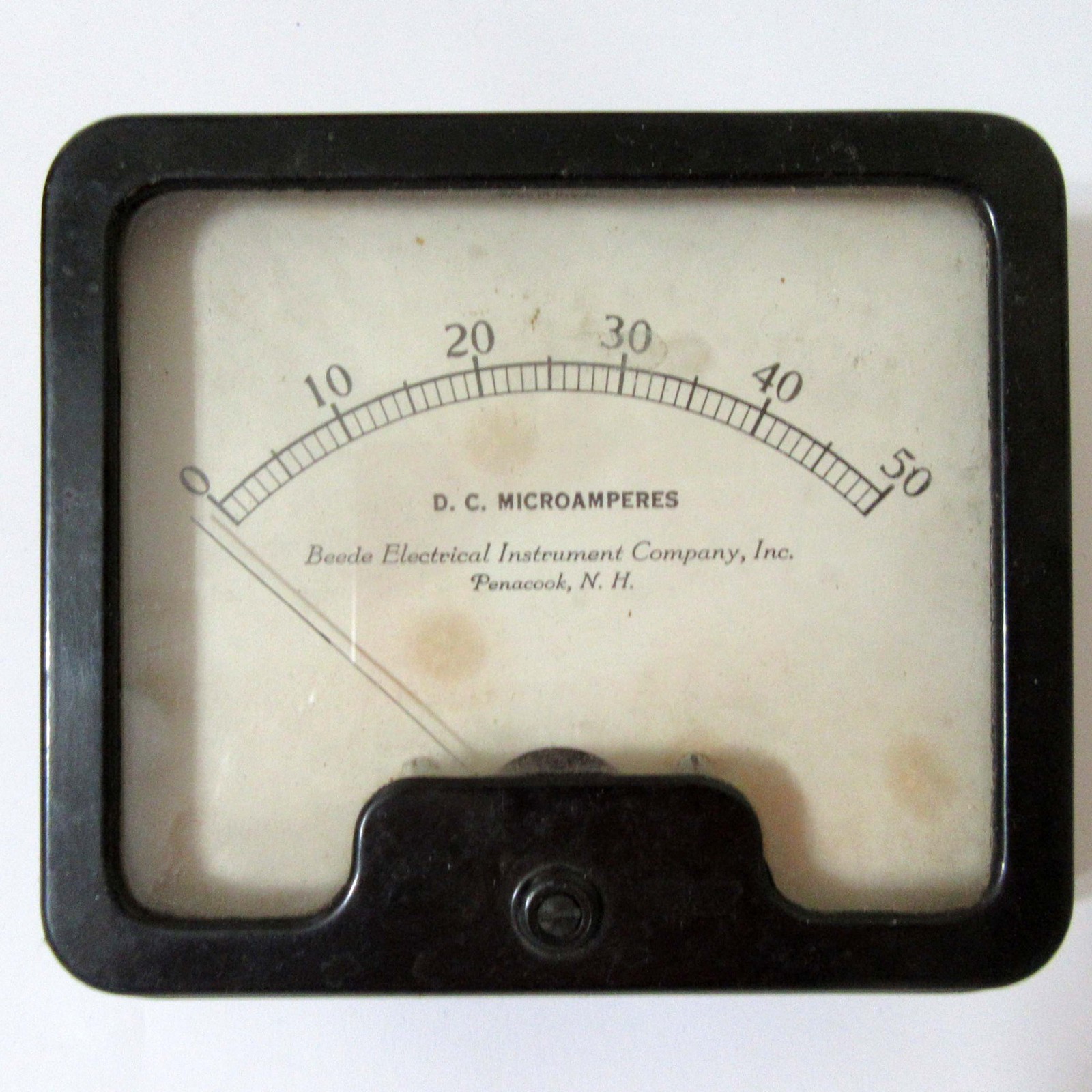 BEEDE Instrument ® 0 - 50 DC D. C. Microamperes - Square - Black Panel Meter