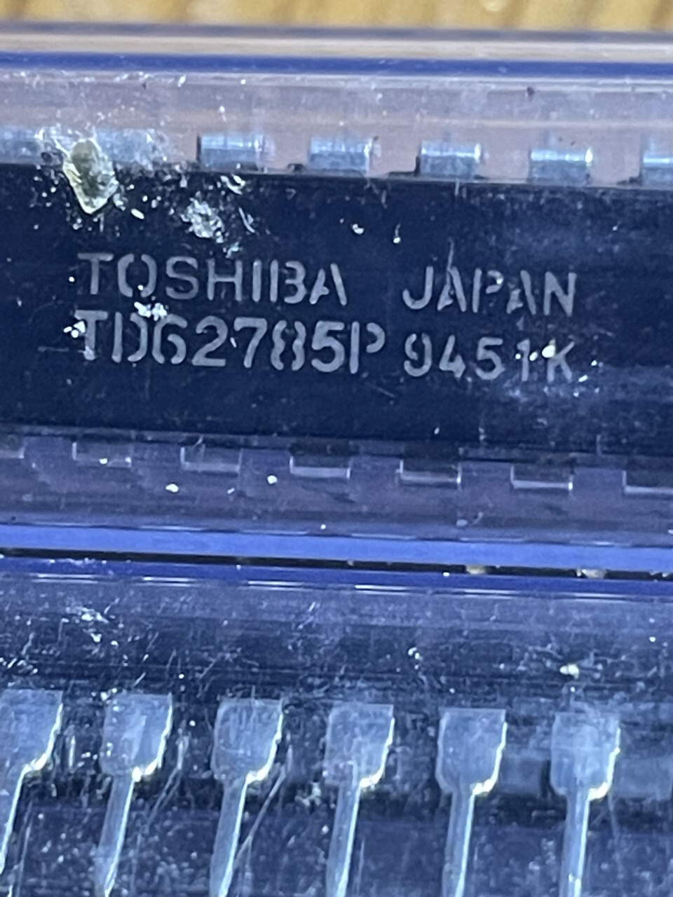 A lot of TWO (2) TOSHIBA  TD62785P, 8 Ch  Source drivers in a 18 pins  PDIP