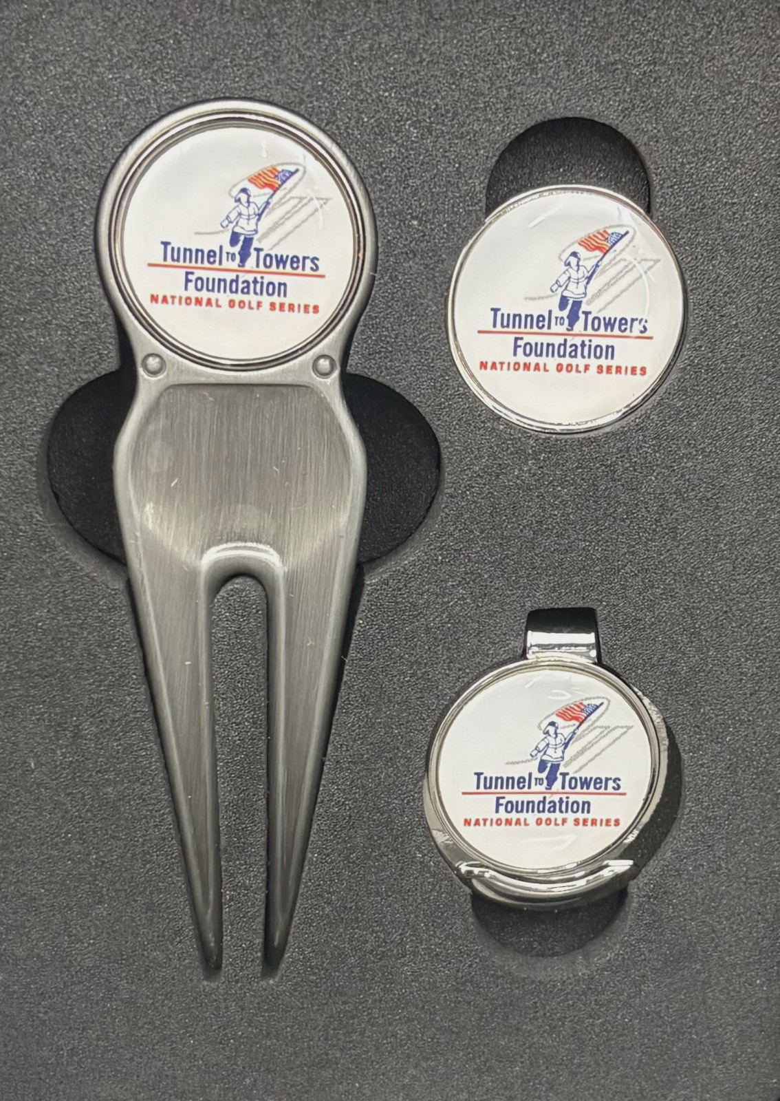 Tunnel To Towers Foundation Golf Gift Set Divot Tool Ball Marker Hat Clip Pin