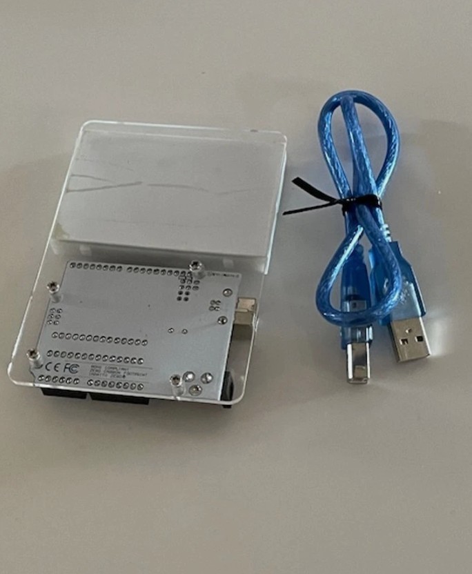 LOOK!! Educators!! STEM Classroom UNO Micro-Controller Dev Kit W/ Breadboard
