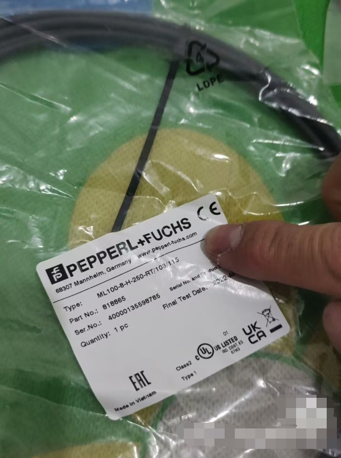 1 PC Photoelectric Sensor ML100-8-H-250-RT/103/115