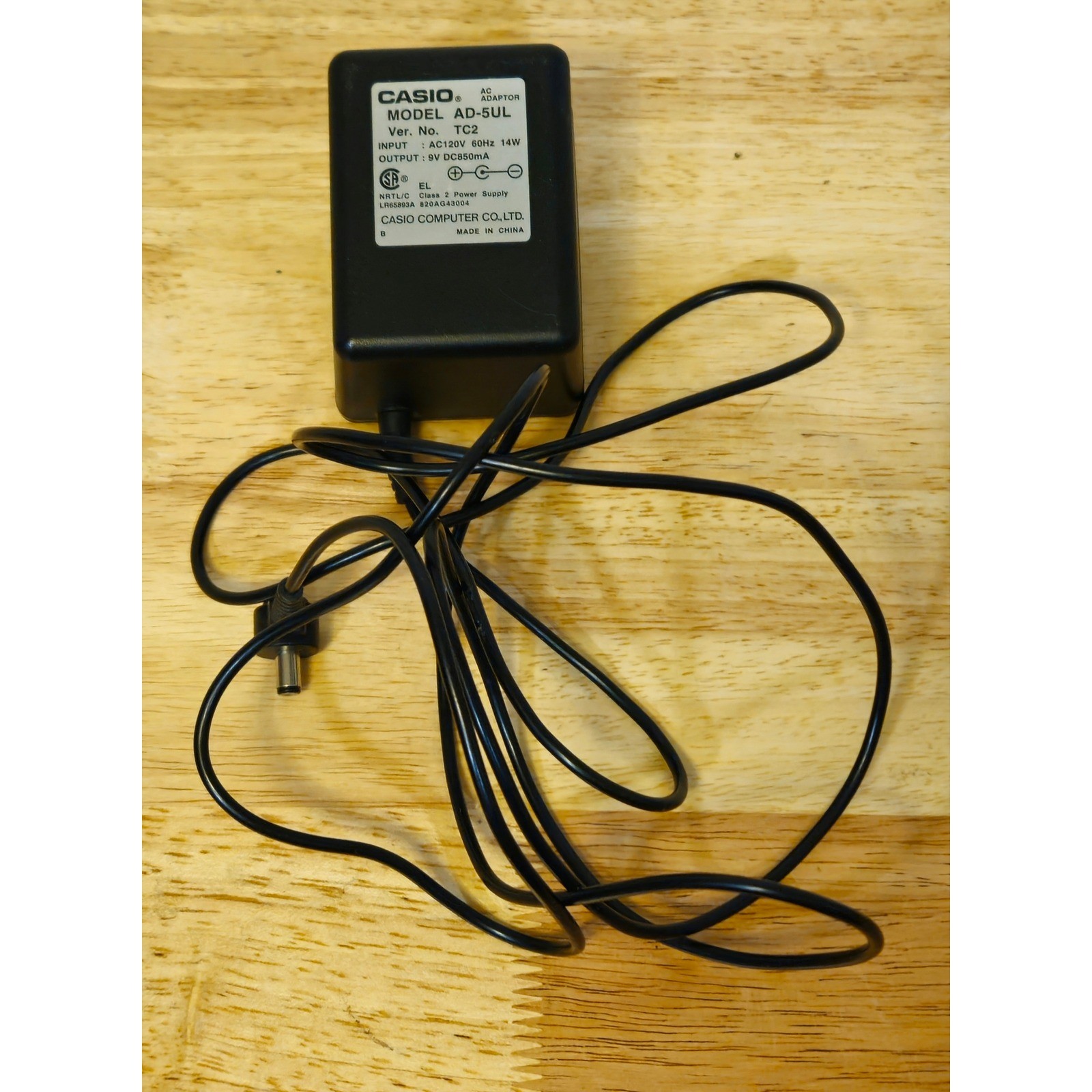 Casio AC Adaptor AD-5UL 9V 850mA Black Excellent Power Supply Keyboard Cord