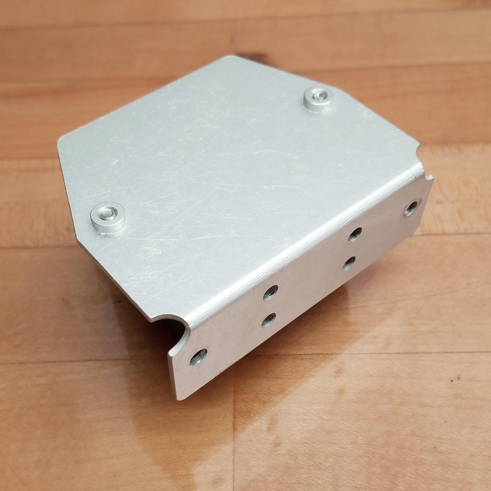 Devar Model 18-232A Loop Powered Alarm Input: 2 Wire 4/20MA 4V Drop 3A Max 28Vdc