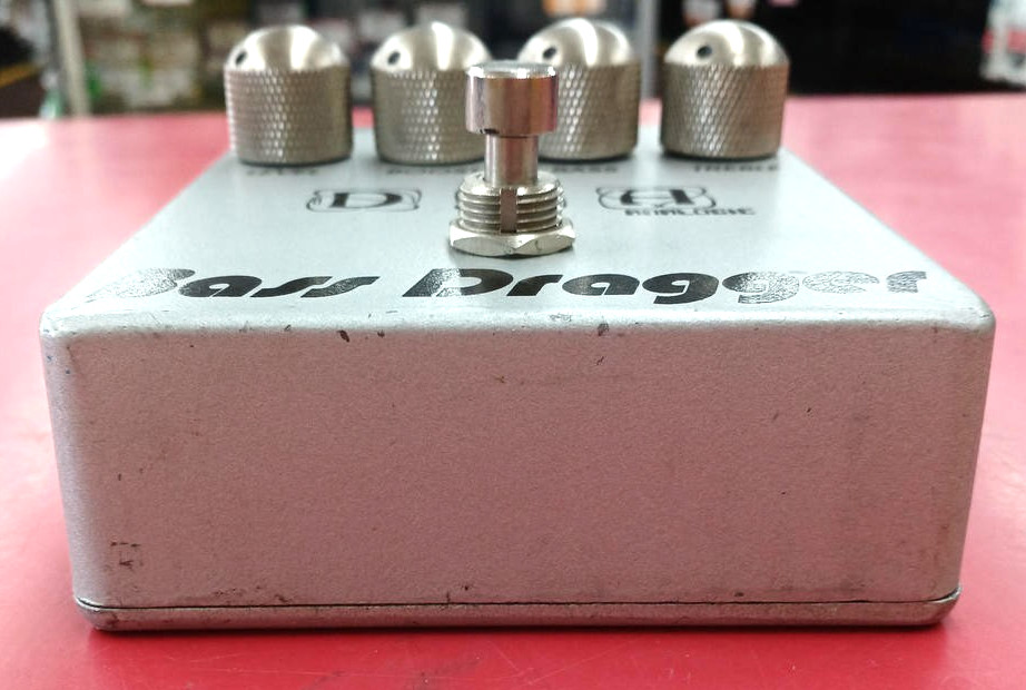 DNA Anagogic Bass Dragger Effects Pedal Silver
