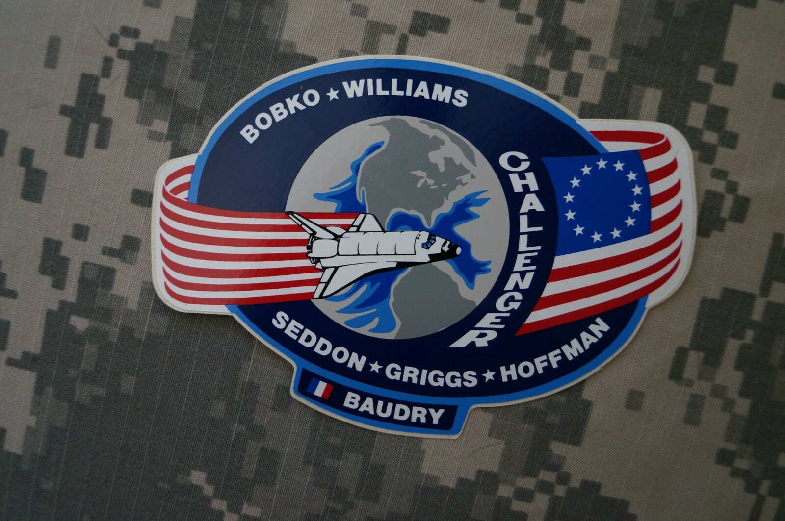 NASA STS-51 Mission Decal Space Program bobko williams seddon griggs hoffman bau