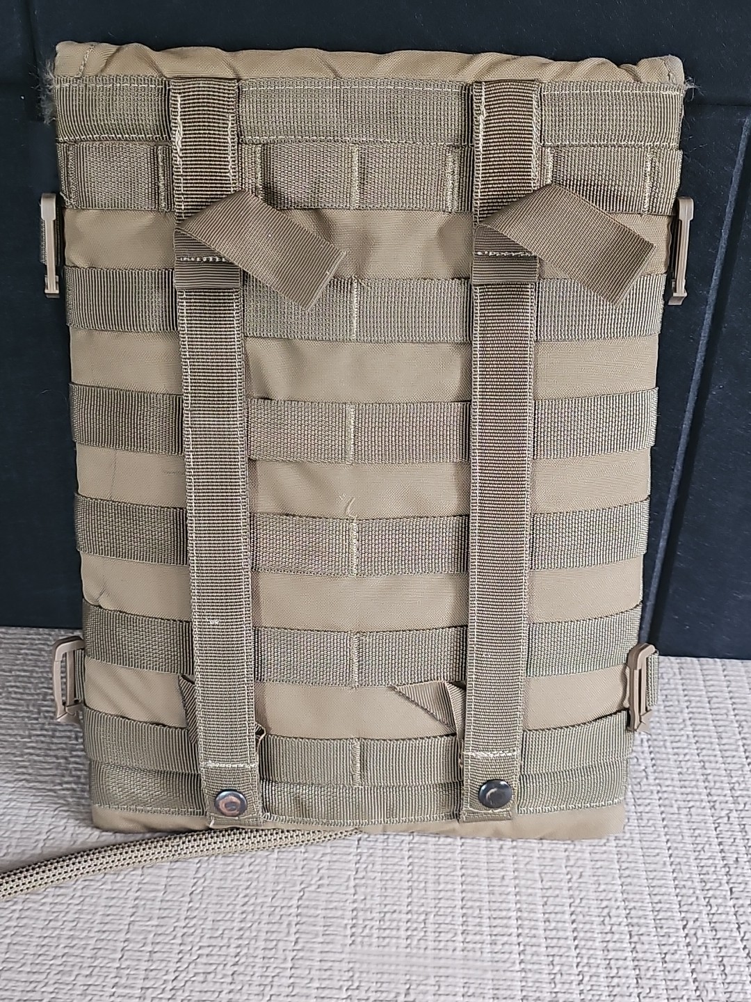 Source Razor 3L Low Profile Molle Hydration Pack With Bladder