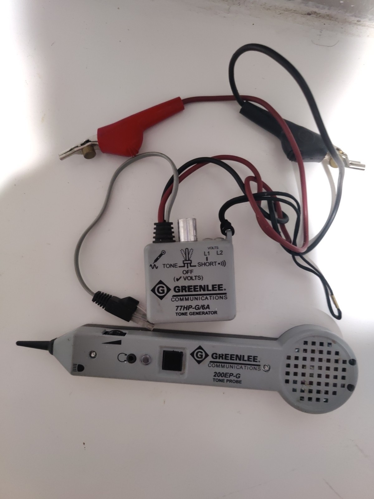 GreenLee Communications 77HP-G/6A Tone Generator with 200EP-G Tone Probe