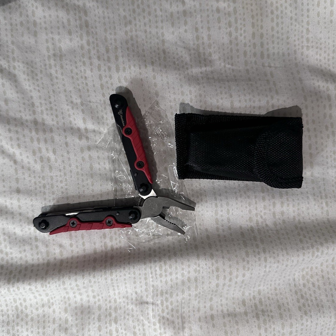 Really small 9 In 1 Multi Tool Pliers with Belt Pouch New