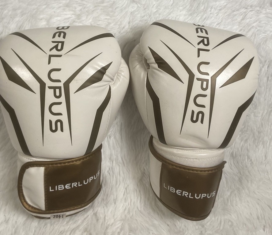 Liberlupus Unisex White Leather Adjustable 2 Pcs Boxing Competition Gloves 14OZ