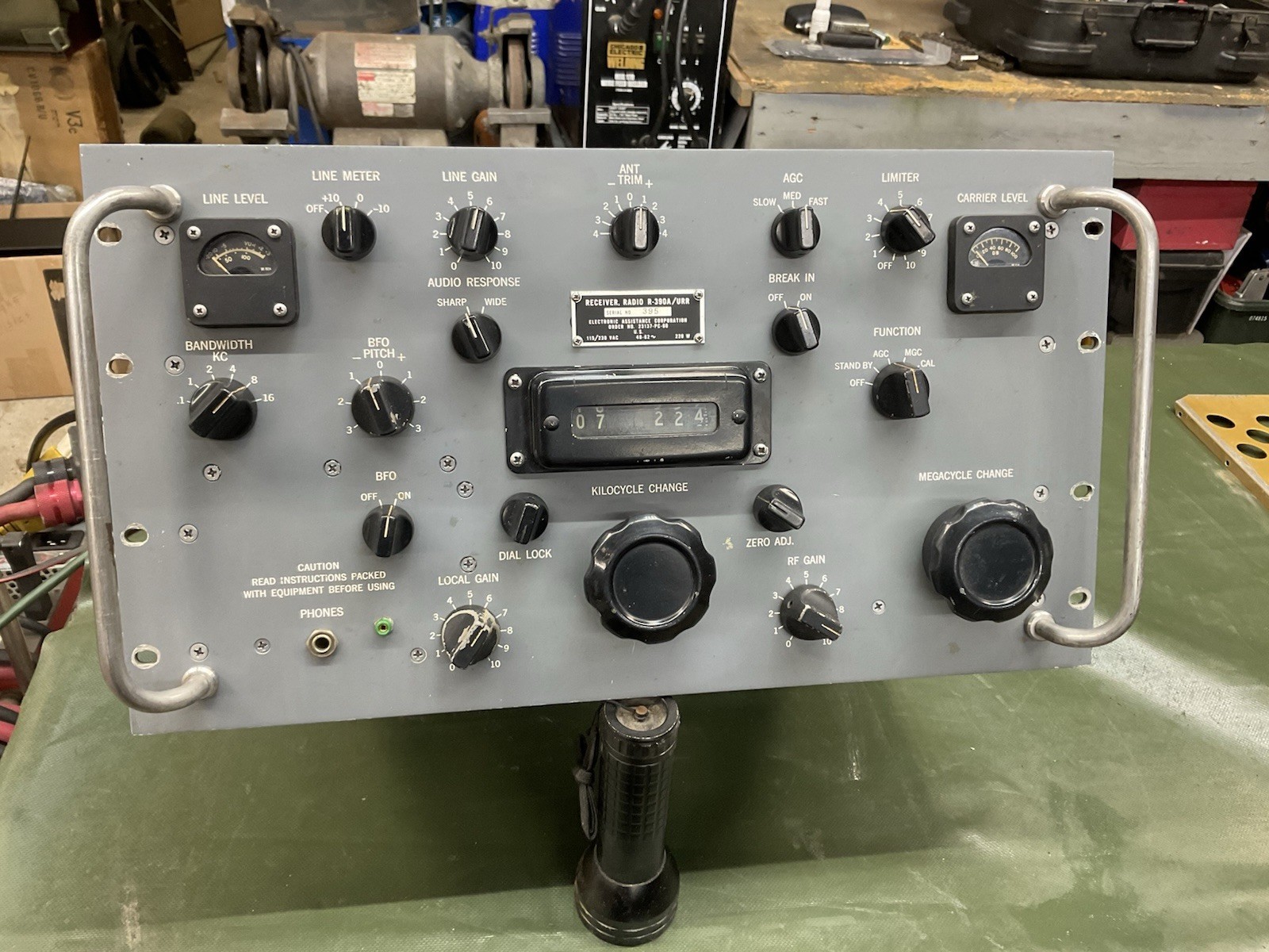 Very Clean Collins R390A EAC Military Radio Receiver HF ham Amateur