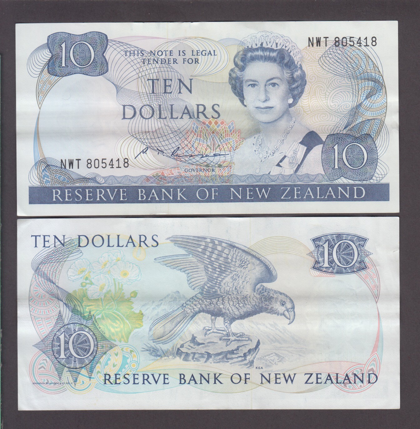 NEW ZEALAND P.172b  10 DOLLARS SIG RUSSELL QEII  VERY FINE  2205