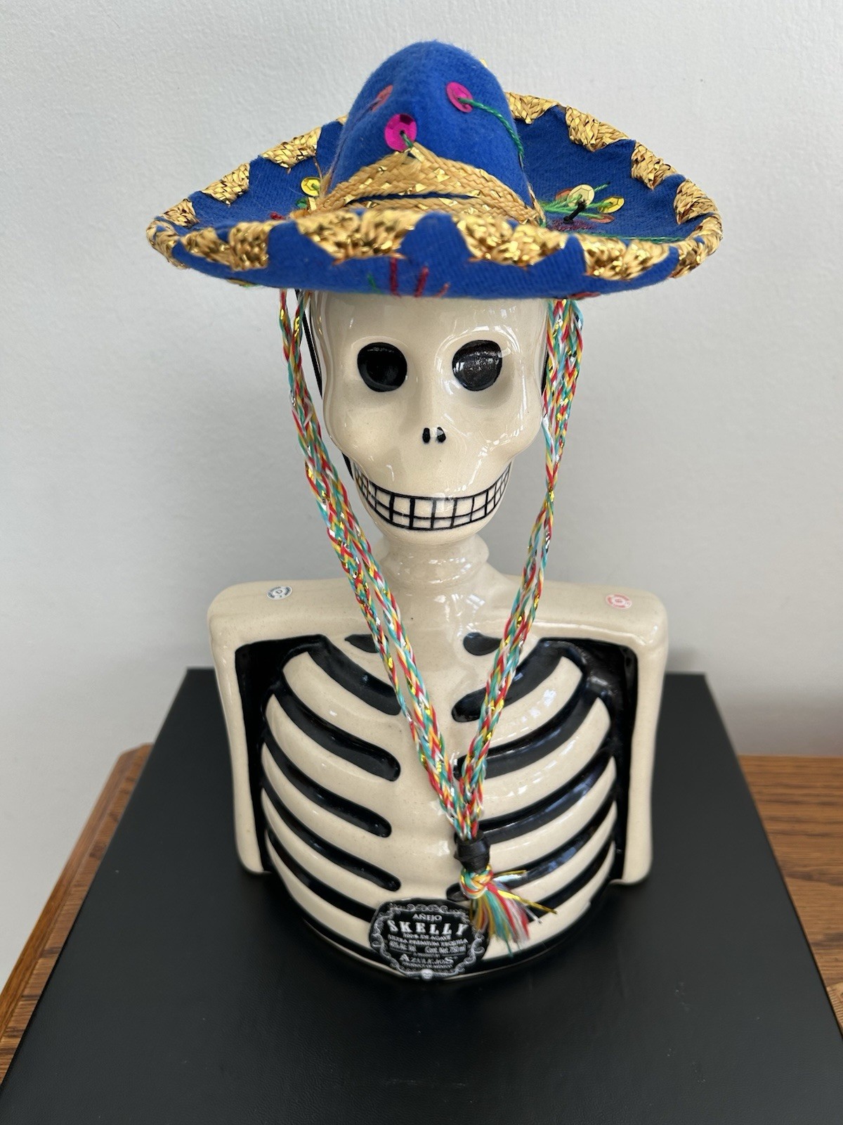 💀Los Azulejos Skelly Tequila Glazed Pottery Skeleton Decanter W/ Blue Sombrero
